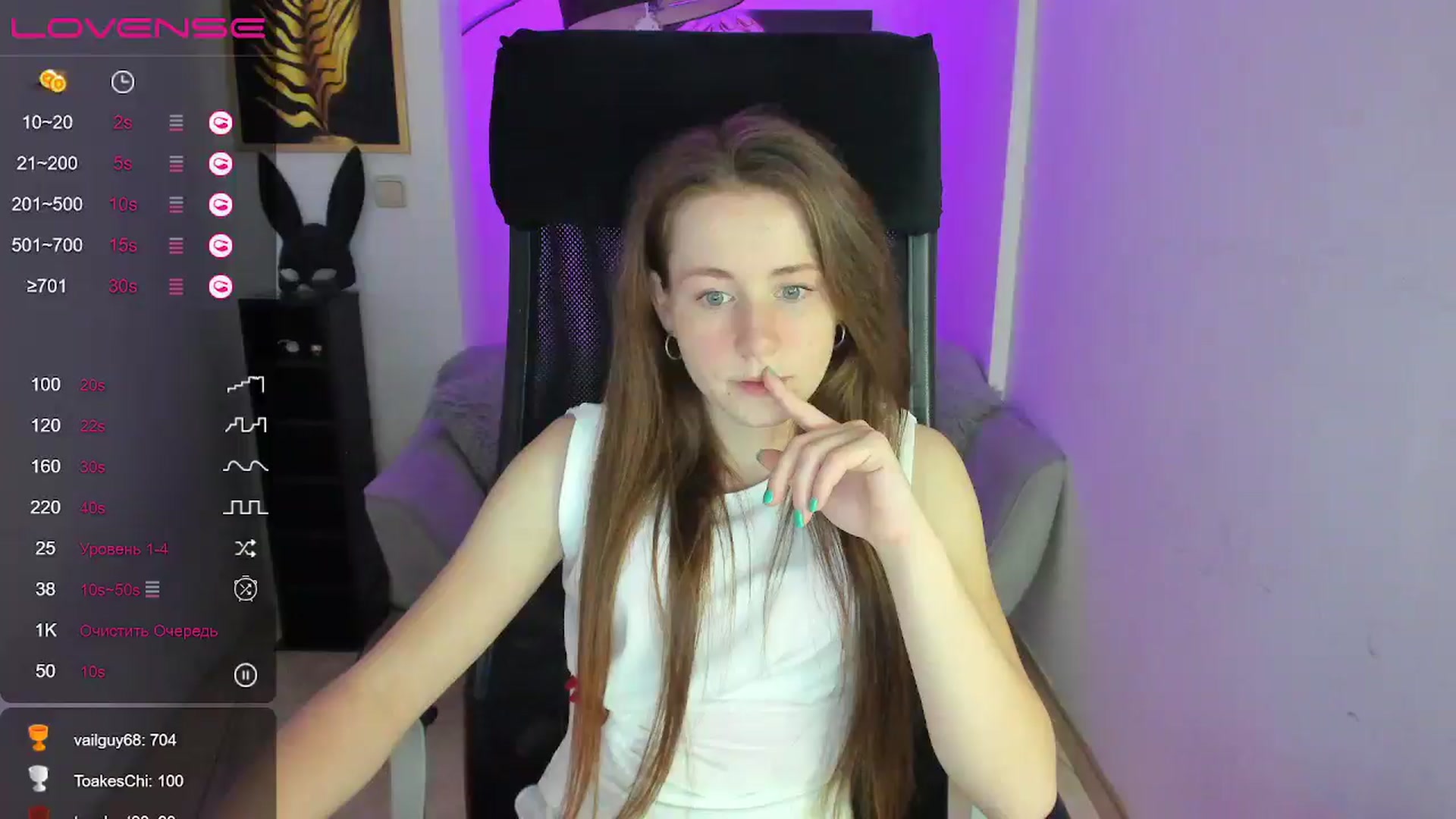 Gallery image thumbnail from Moonshinee's myfreecams stream on, 01/03/2025, 17:25 image 17 of 20