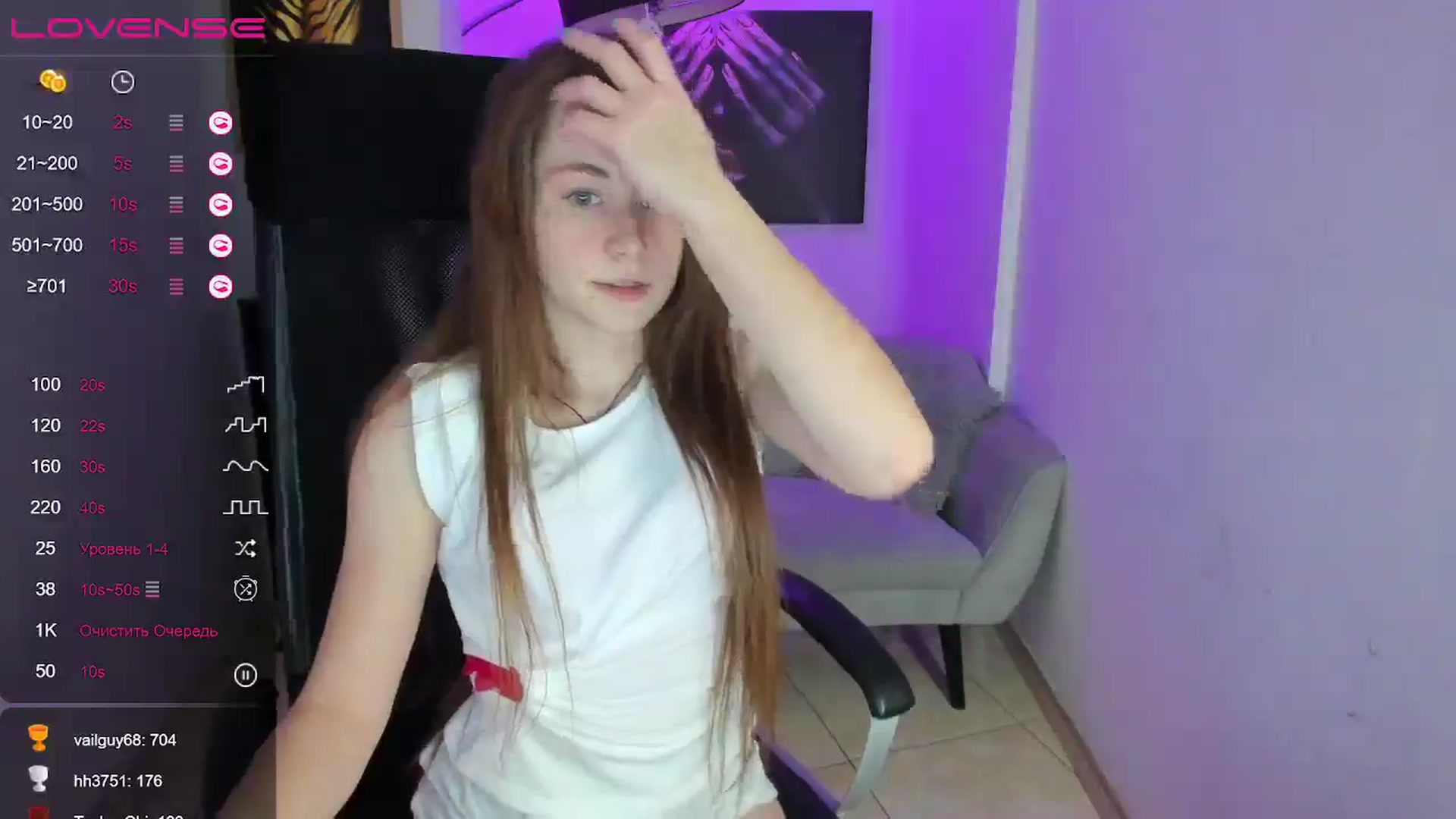 Gallery image thumbnail from Moonshinee's myfreecams stream on, 01/03/2025, 17:25 image 20 of 20