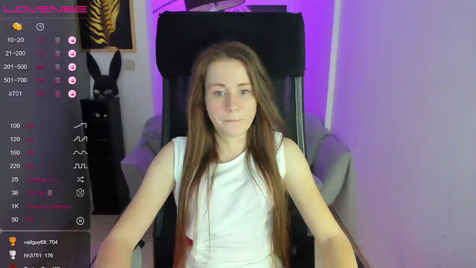 Gallery image thumbnail from Moonshinee's myfreecams stream on, 01/03/2025, 19:09 image 16 of 20