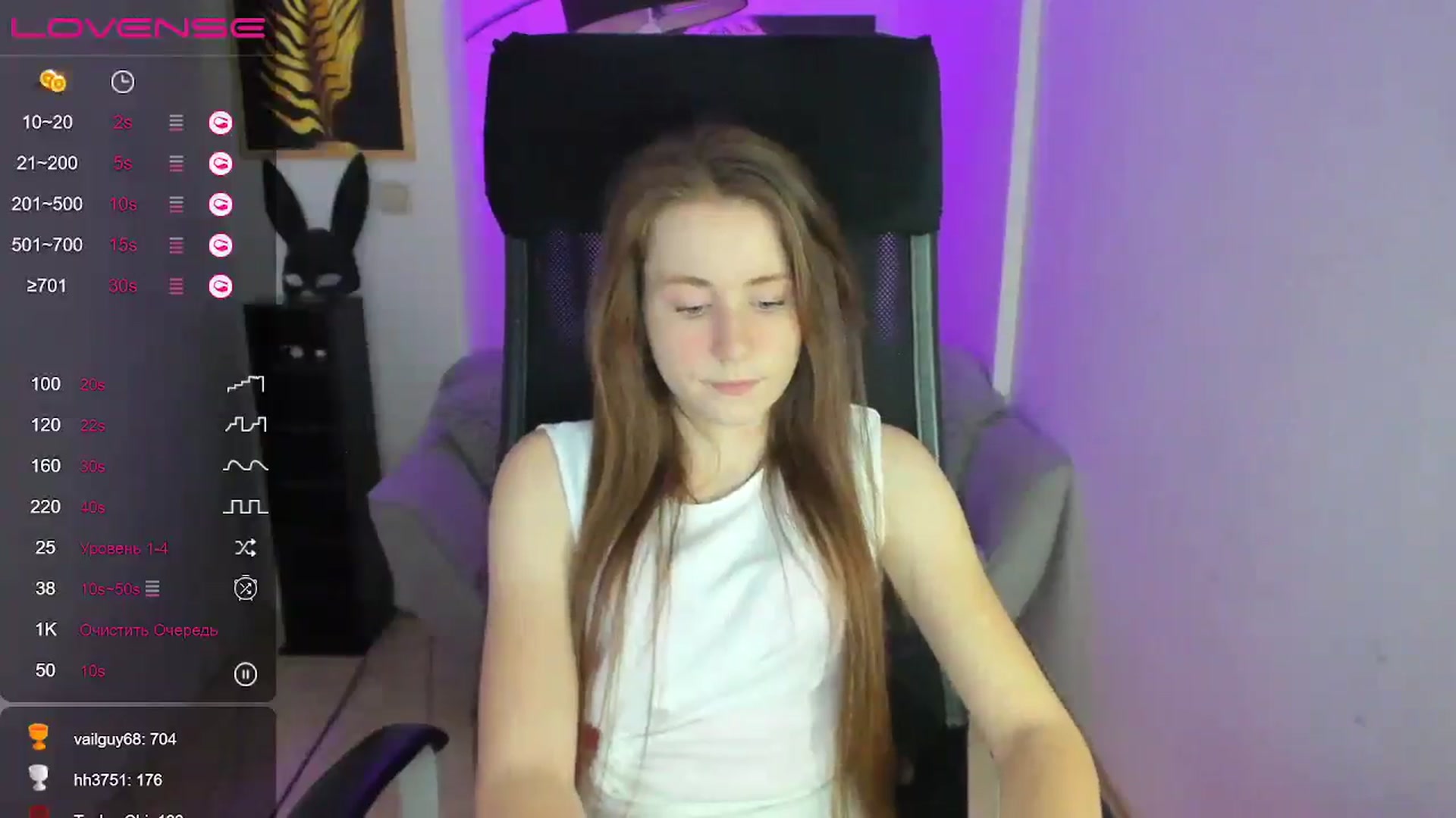 Gallery image thumbnail from Moonshinee's myfreecams stream on, 01/03/2025, 19:09 image 15 of 20