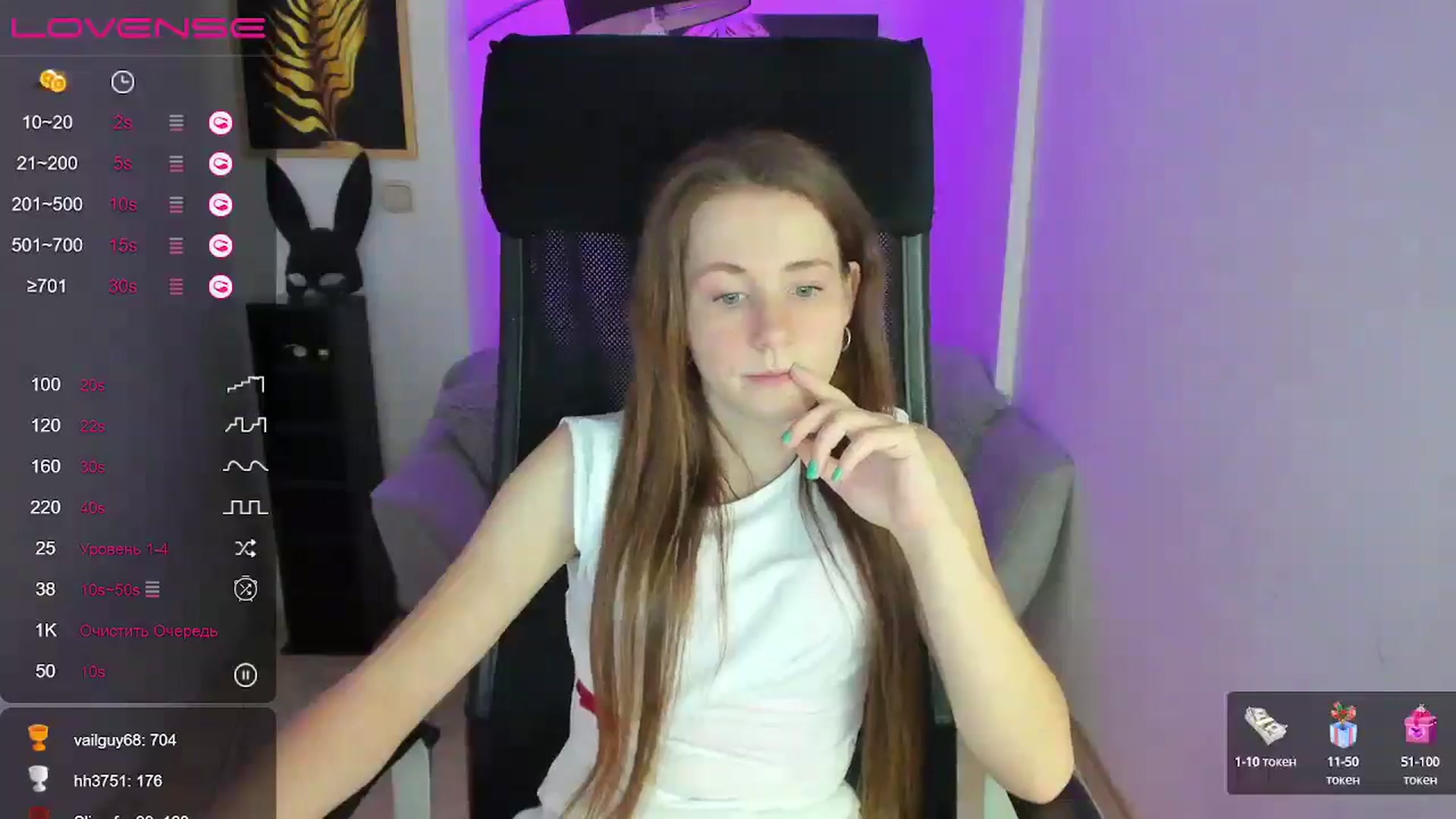 Gallery image thumbnail from Moonshinee's myfreecams stream on, 01/03/2025, 19:24 image 15 of 20