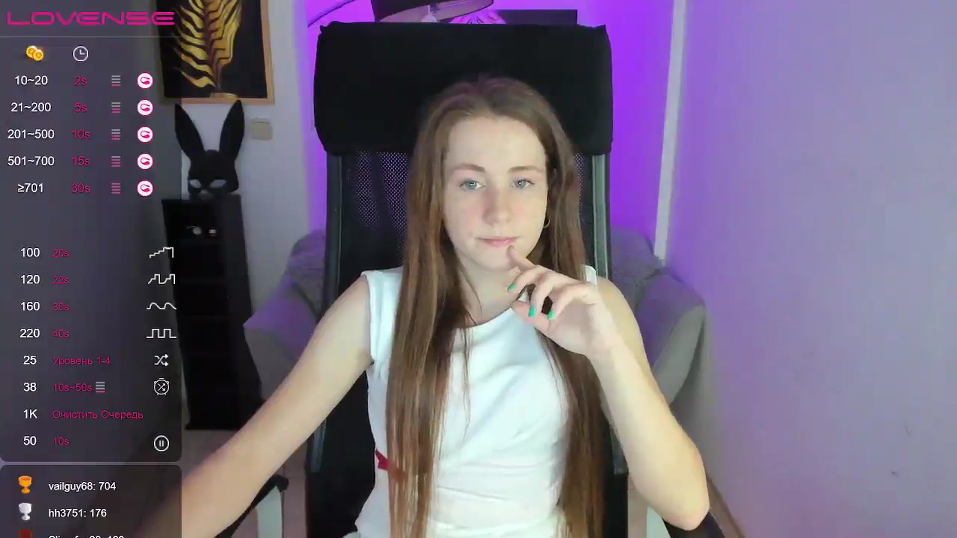Gallery image thumbnail from Moonshinee's myfreecams stream on, 01/03/2025, 19:24 image 5 of 20