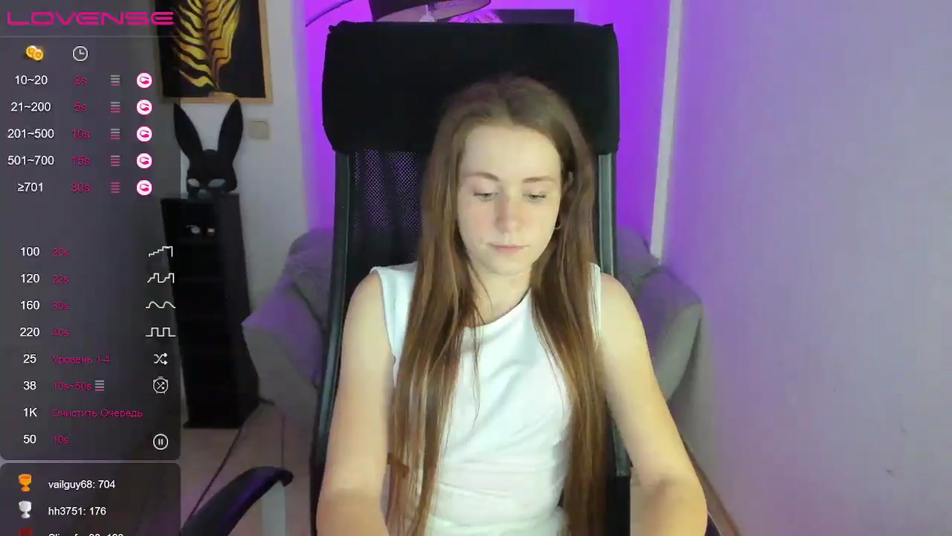 Gallery image thumbnail from Moonshinee's myfreecams stream on, 01/03/2025, 19:24 image 8 of 20