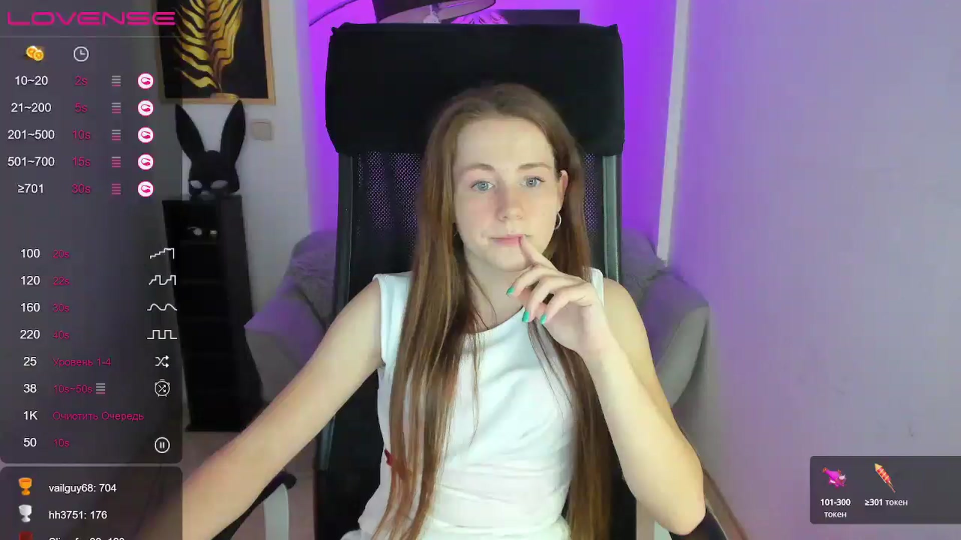 Gallery image thumbnail from Moonshinee's myfreecams stream on, 01/03/2025, 19:24 image 14 of 20