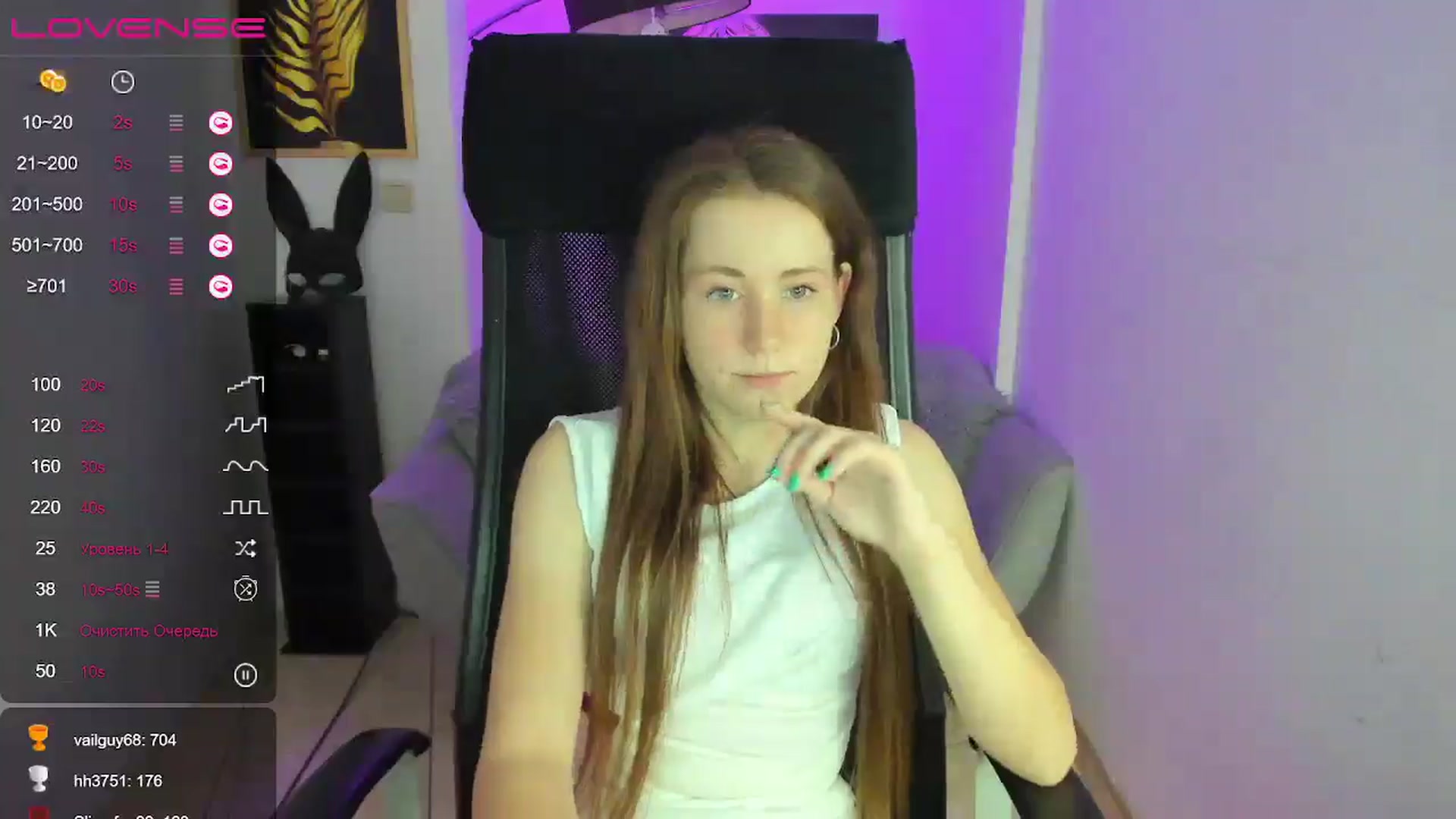 Gallery image thumbnail from Moonshinee's myfreecams stream on, 01/03/2025, 19:24 image 16 of 20