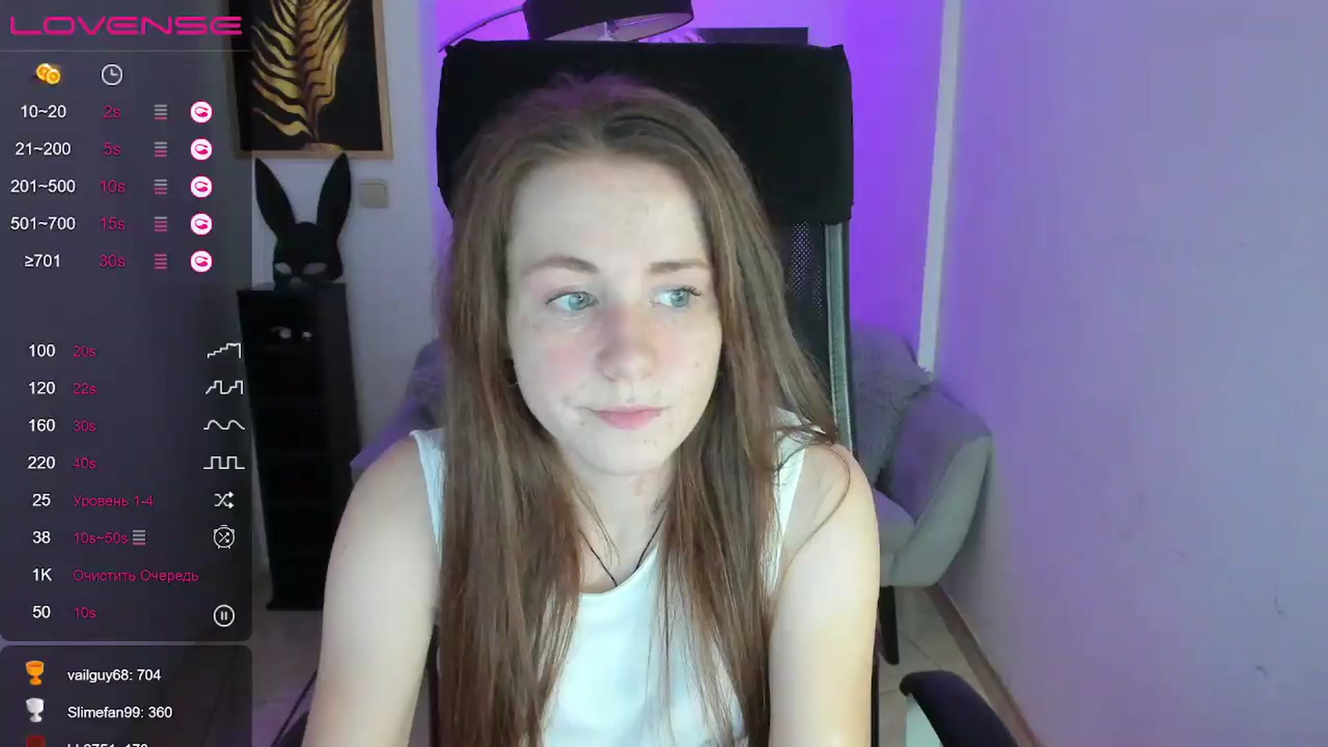 Gallery image thumbnail from Moonshinee's myfreecams stream on, 01/03/2025, 21:09 image 2 of 20