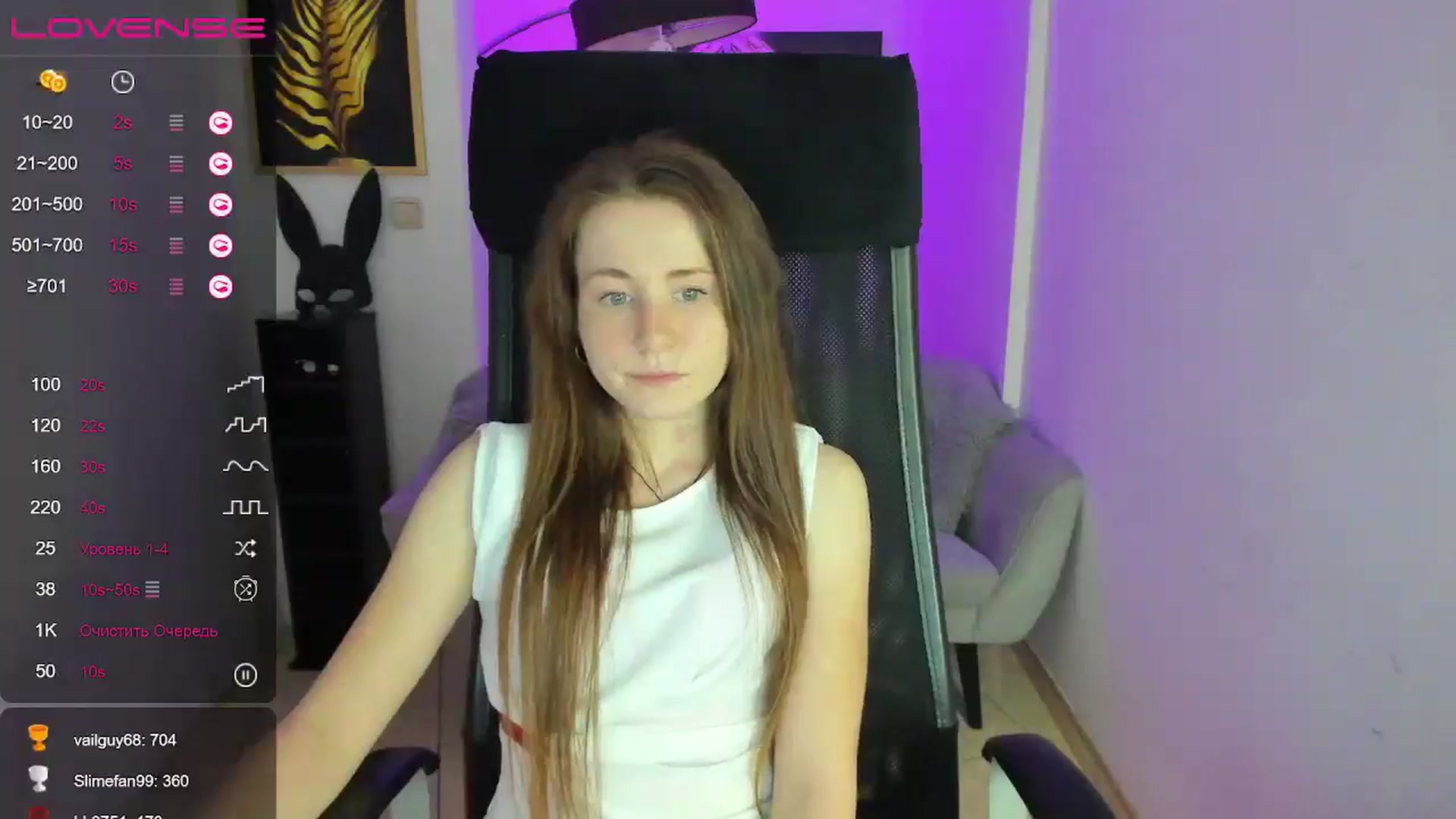 Gallery image thumbnail from Moonshinee's myfreecams stream on, 01/03/2025, 21:09 image 11 of 20