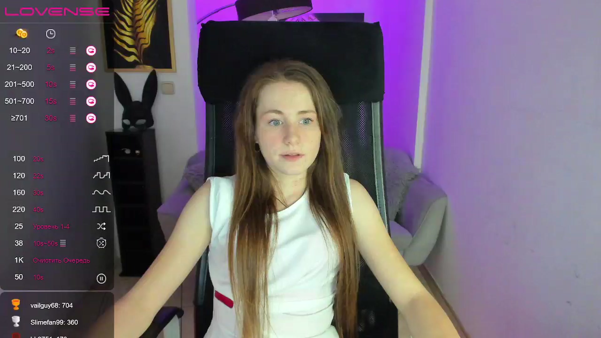 Gallery image thumbnail from Moonshinee's myfreecams stream on, 01/03/2025, 21:09 image 9 of 20
