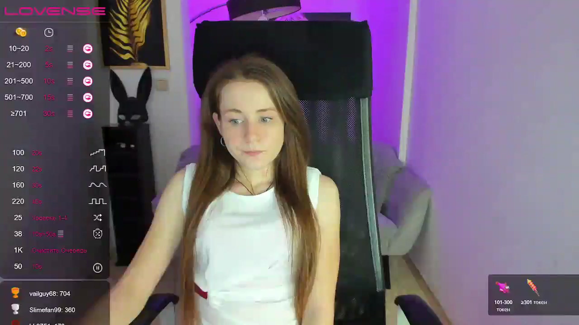 Gallery image thumbnail from Moonshinee's myfreecams stream on, 01/03/2025, 21:09 image 12 of 20