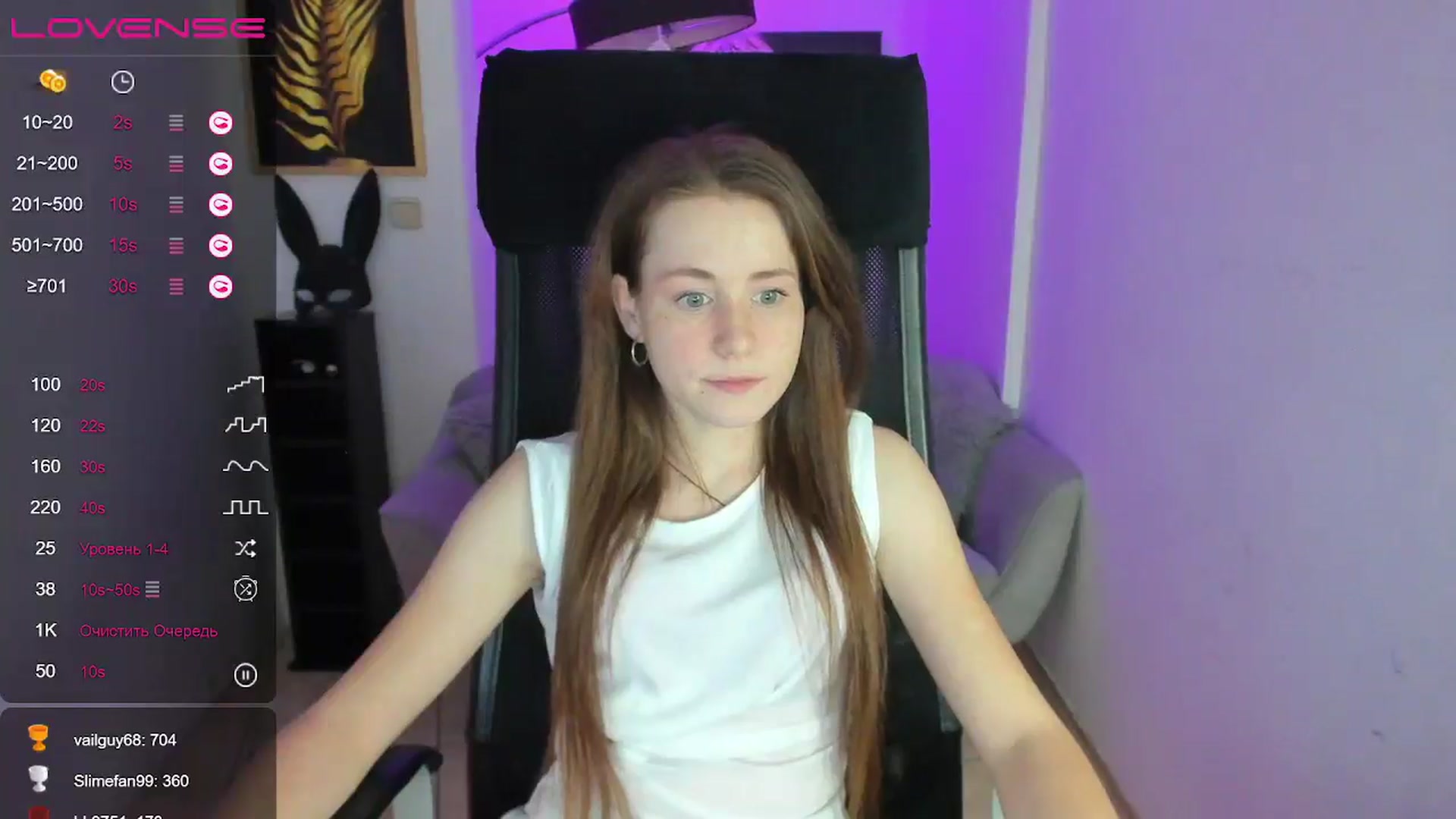 Gallery image thumbnail from Moonshinee's myfreecams stream on, 01/03/2025, 21:09 image 15 of 20