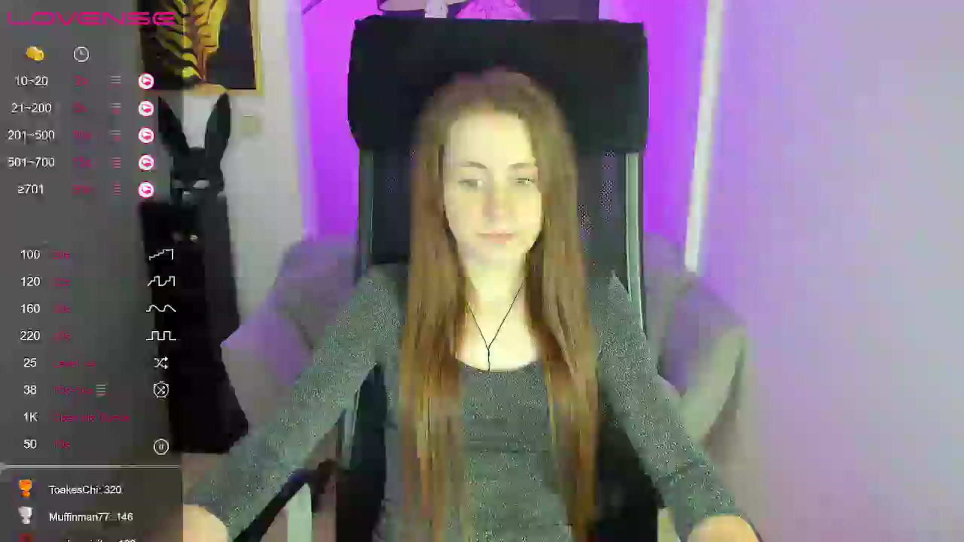 Gallery image thumbnail from Moonshinee's myfreecams stream on, 01/04/2025, 18:34 image 11 of 20