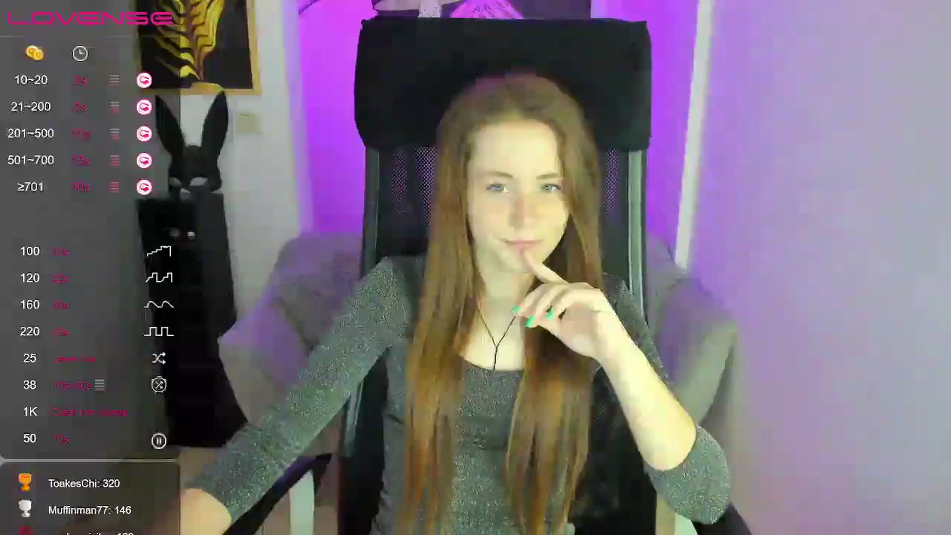 Gallery image thumbnail from Moonshinee's myfreecams stream on, 01/04/2025, 18:34 image 15 of 20