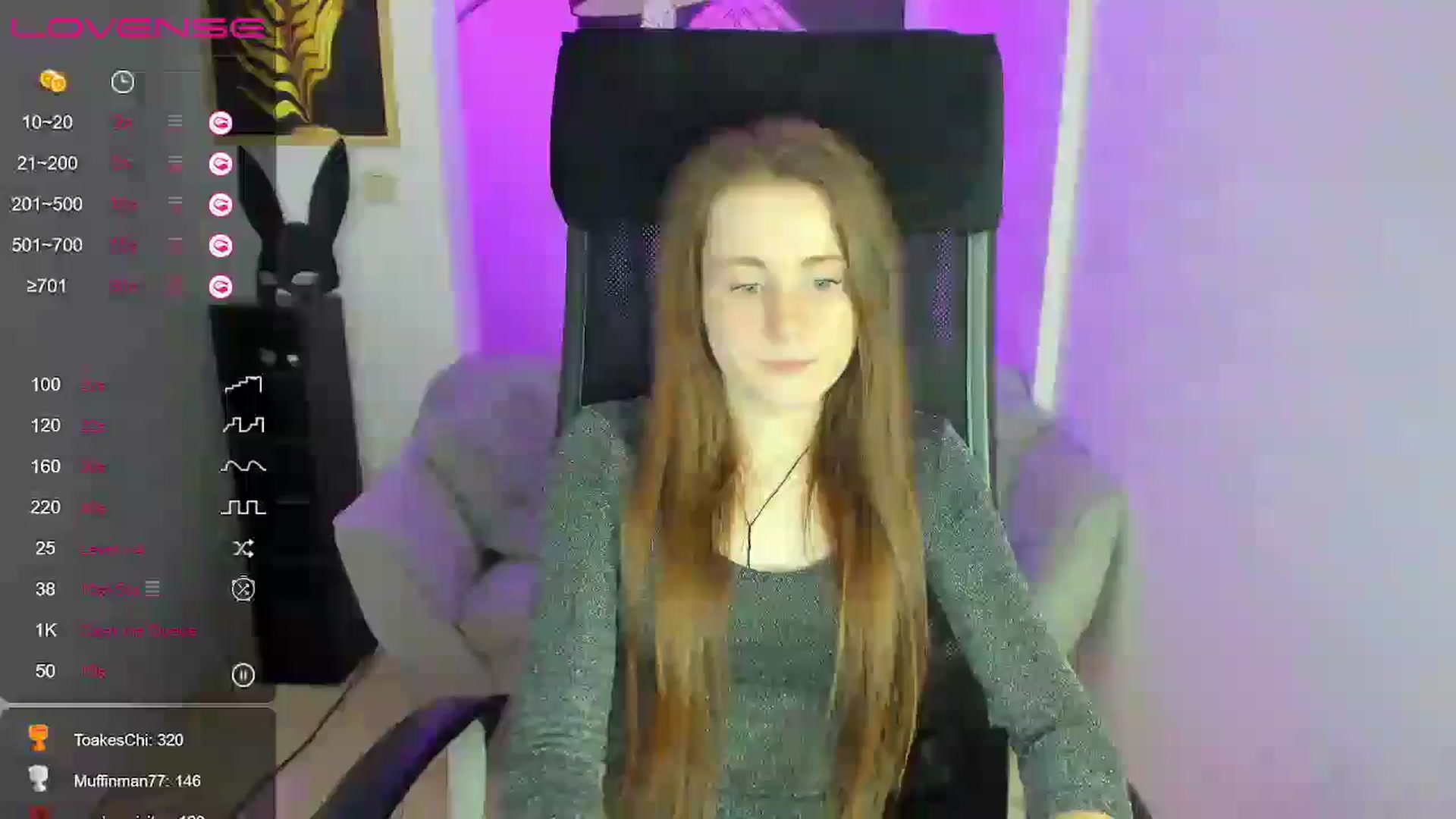 Gallery image thumbnail from Moonshinee's myfreecams stream on, 01/04/2025, 19:02 image 13 of 20