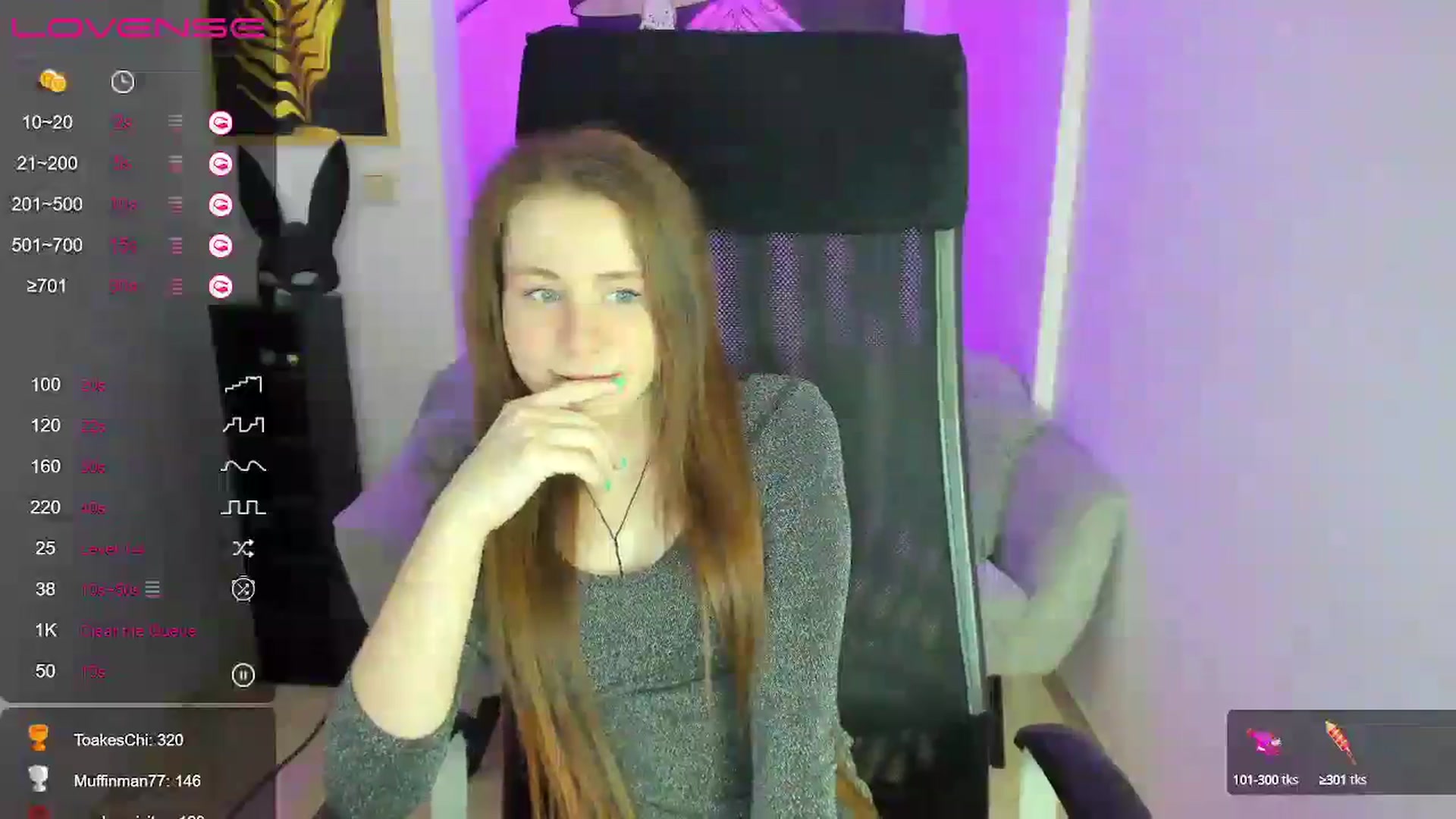 Gallery image thumbnail from Moonshinee's myfreecams stream on, 01/04/2025, 19:02 image 8 of 20