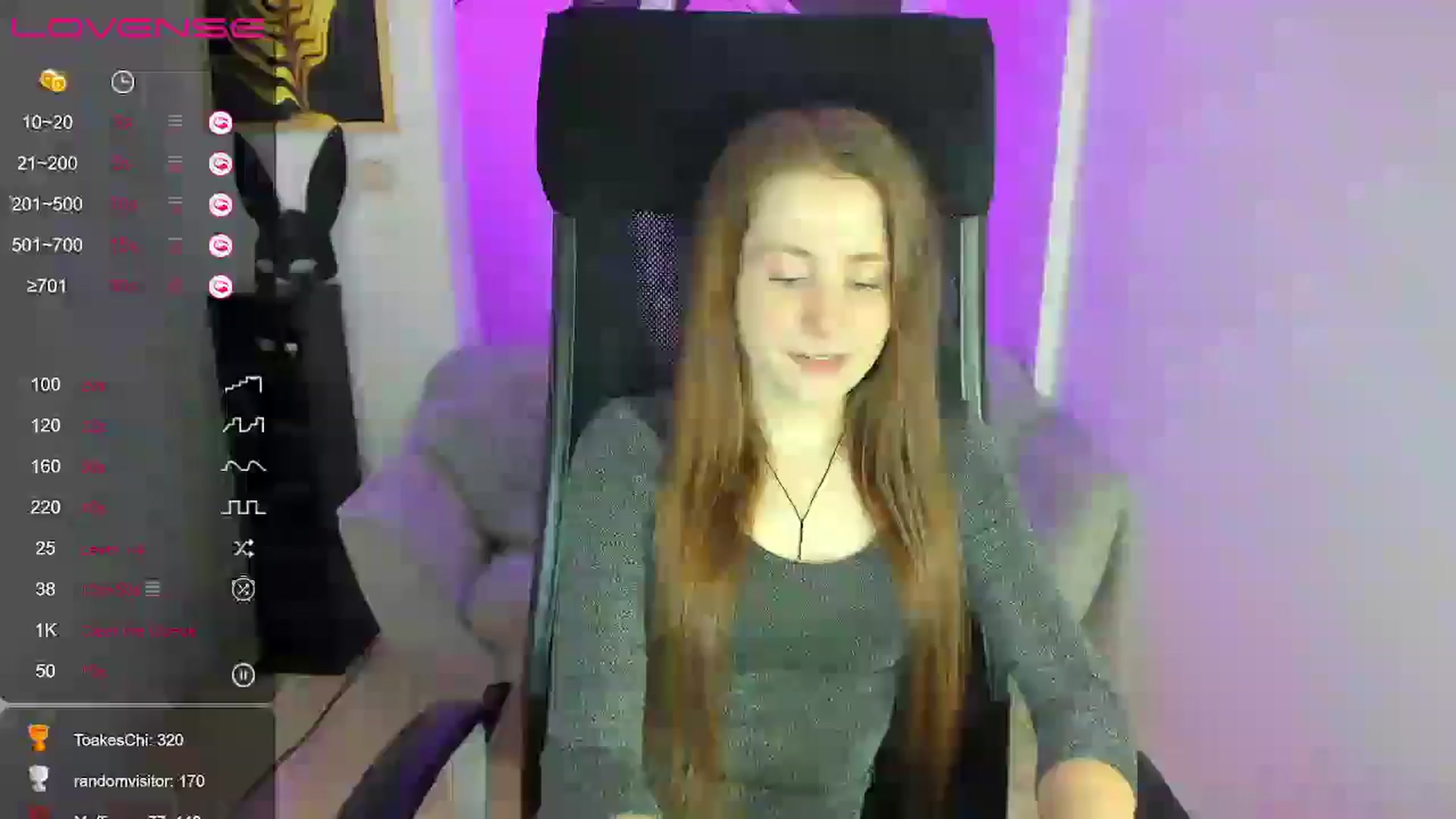 Gallery image thumbnail from Moonshinee's myfreecams stream on, 01/04/2025, 20:06 image 4 of 20