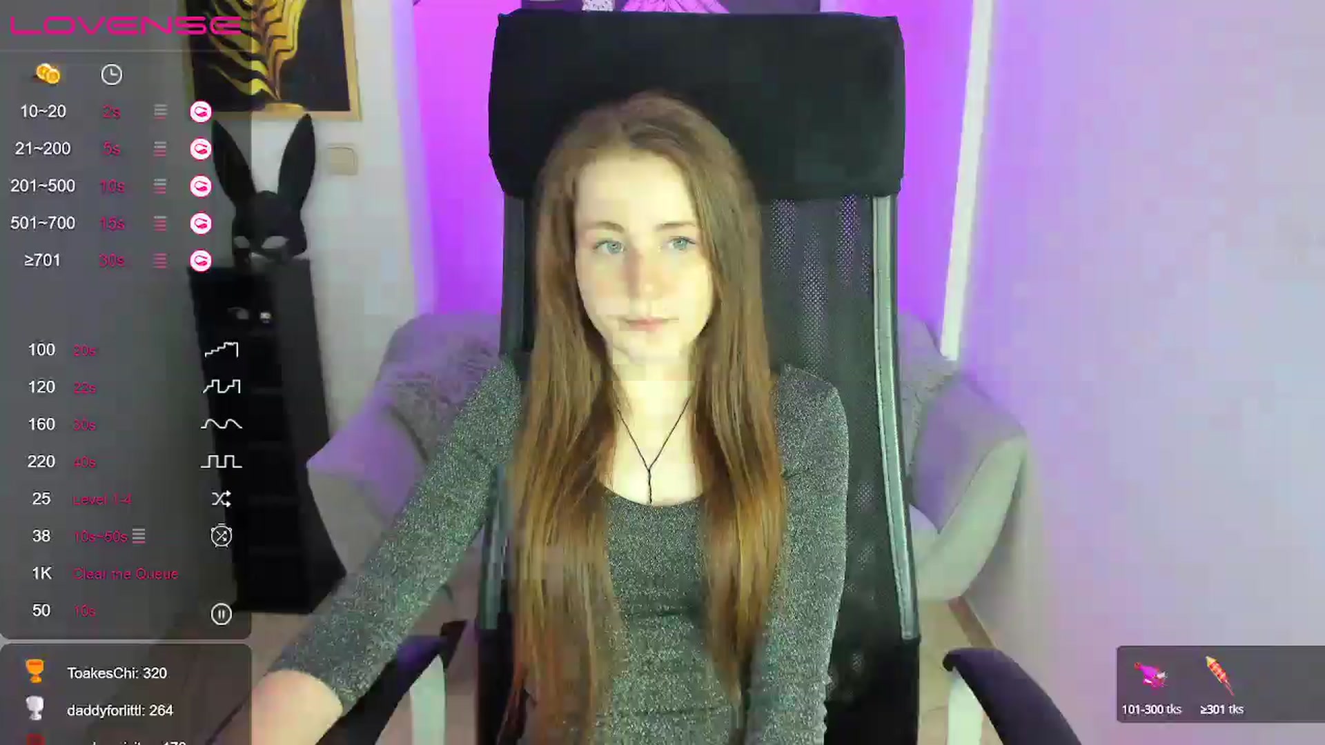 Gallery image thumbnail from Moonshinee's myfreecams stream on, 01/04/2025, 20:06 image 20 of 20