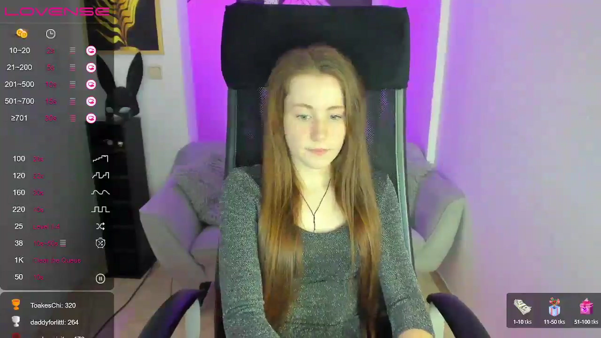 Gallery image thumbnail from Moonshinee's myfreecams stream on, 01/04/2025, 20:06 image 16 of 20