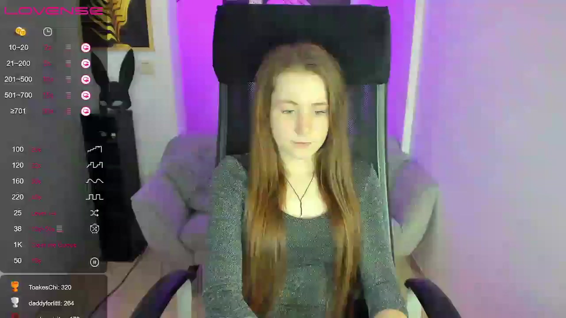Gallery image thumbnail from Moonshinee's myfreecams stream on, 01/04/2025, 20:06 image 19 of 20
