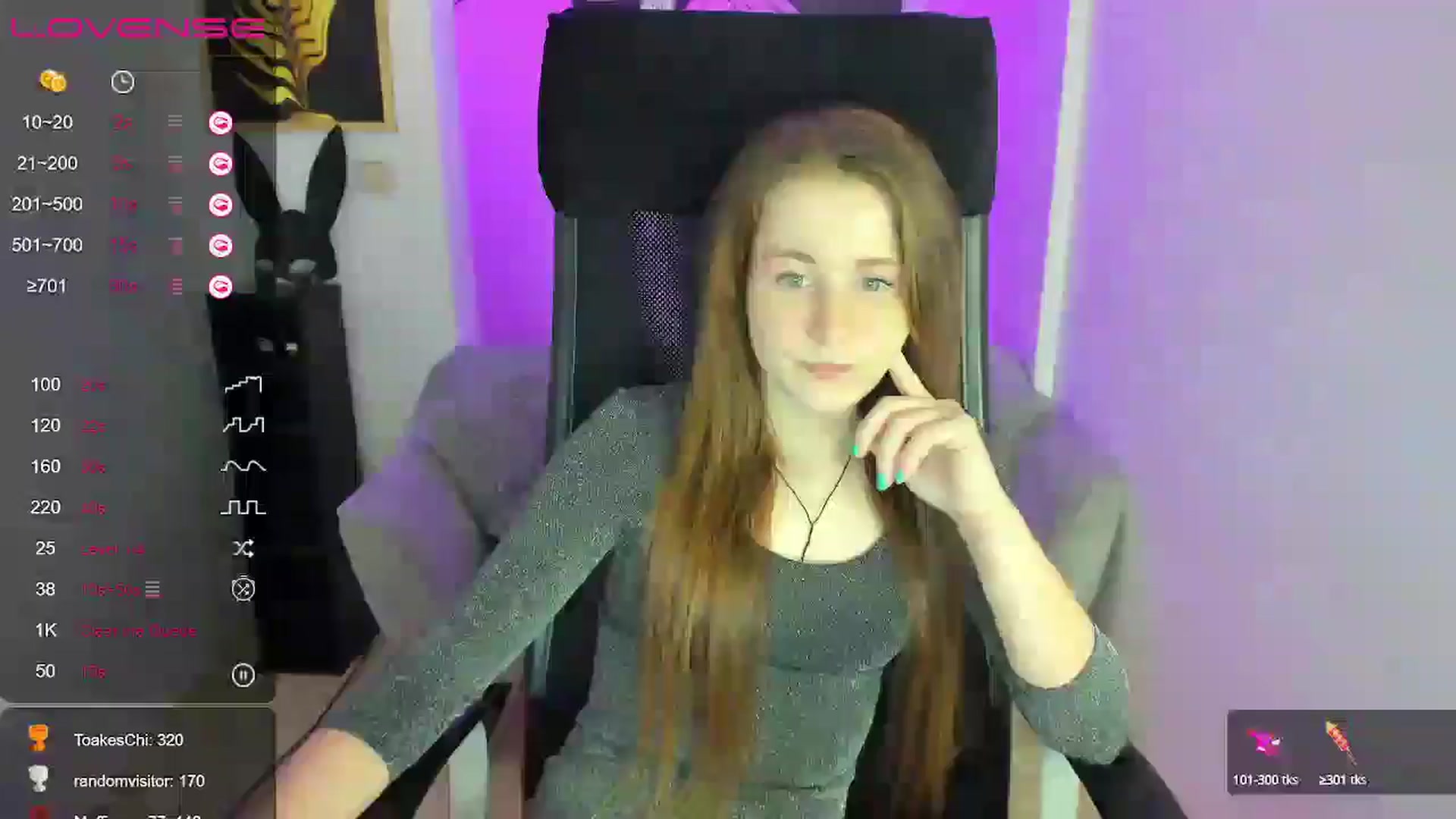 Gallery image thumbnail from Moonshinee's myfreecams stream on, 01/04/2025, 20:06 image 2 of 20