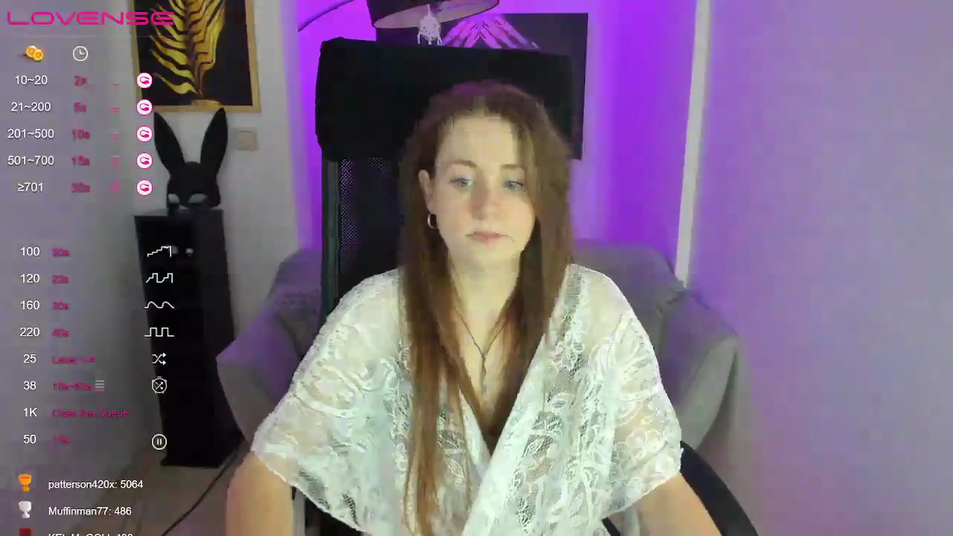 Gallery image thumbnail from Moonshinee's myfreecams stream on, 01/05/2025, 18:29 image 17 of 20