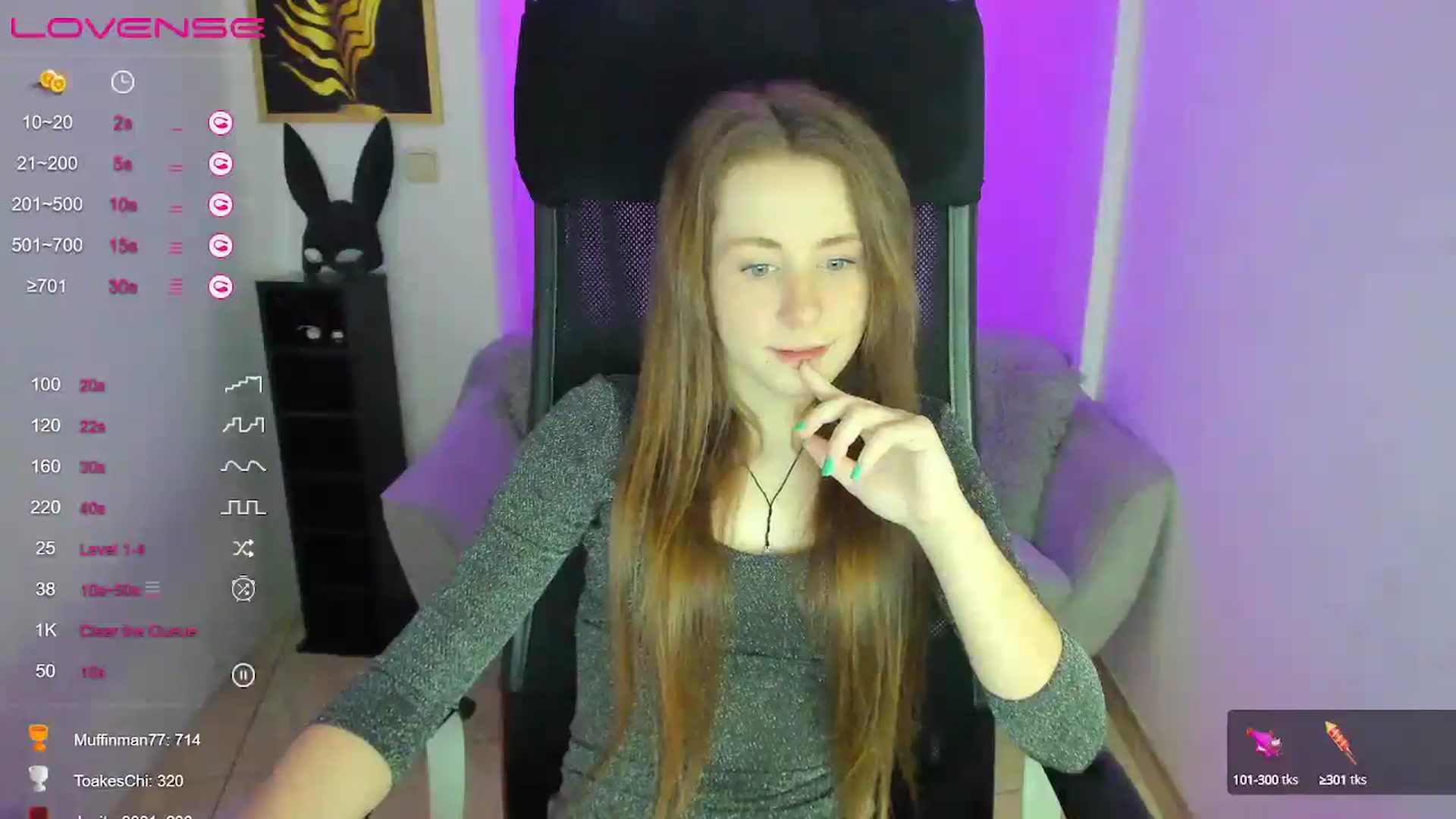 Gallery image thumbnail from Moonshinee's myfreecams stream on, 01/08/2025, 18:04 image 14 of 20