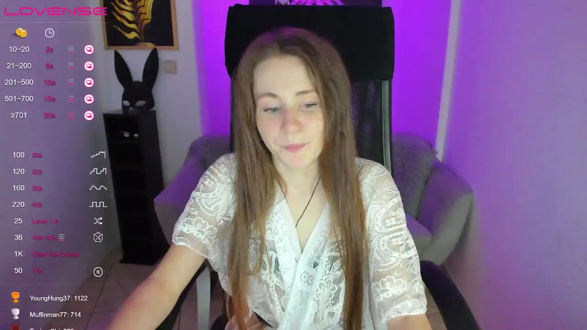 Gallery image thumbnail from Moonshinee's myfreecams stream on, 01/08/2025, 20:26 image 12 of 20