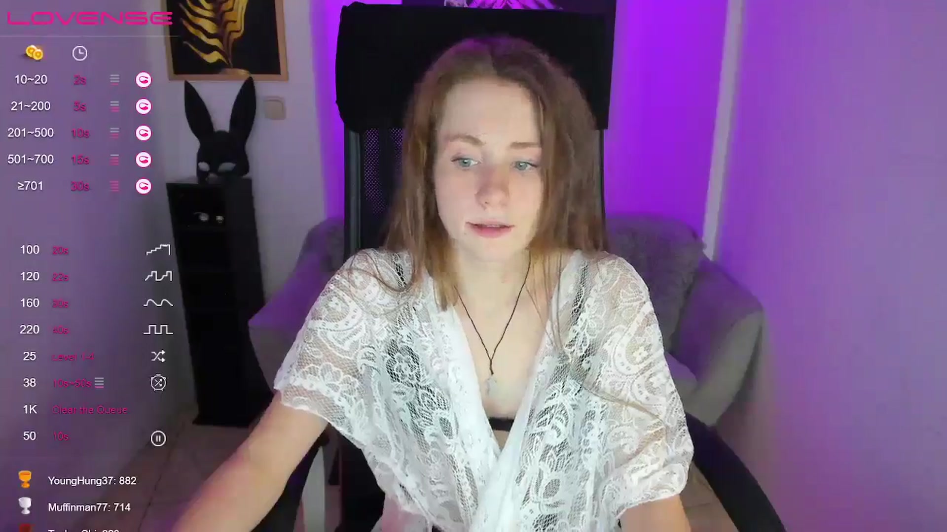 Gallery image thumbnail from Moonshinee's myfreecams stream on, 01/08/2025, 20:26 image 9 of 20