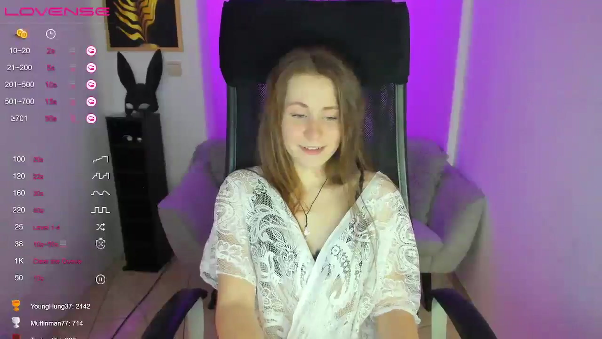 Gallery image thumbnail from Moonshinee's myfreecams stream on, 01/08/2025, 20:26 image 19 of 20
