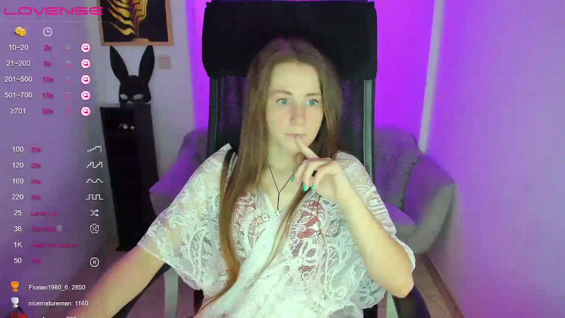 Gallery image thumbnail from Moonshinee's myfreecams stream on, 01/09/2025, 21:06 image 17 of 20