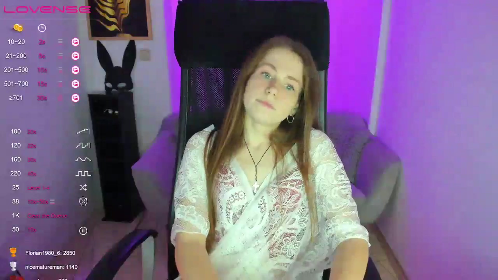 Gallery image thumbnail from Moonshinee's myfreecams stream on, 01/09/2025, 21:06 image 15 of 20