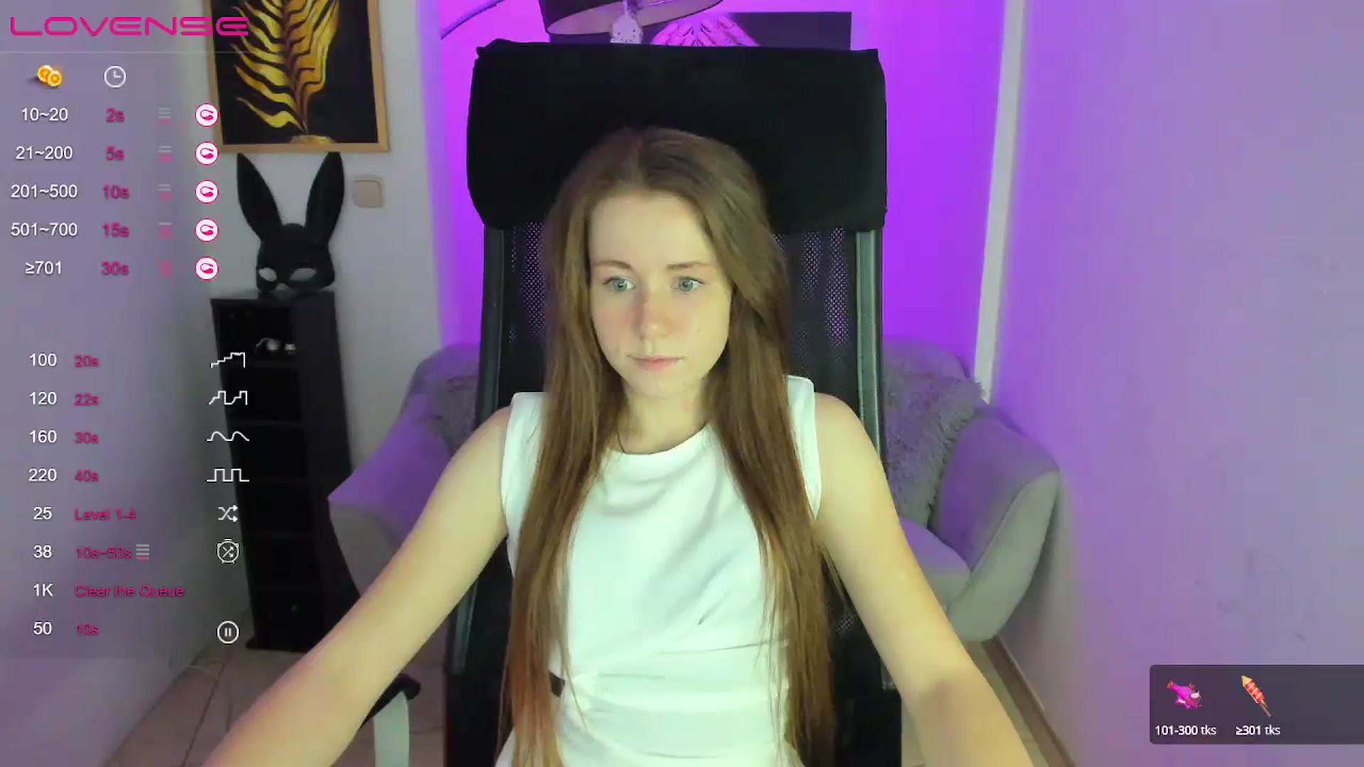 Gallery image thumbnail from Moonshinee's myfreecams stream on, 01/10/2025, 13:50 image 5 of 20