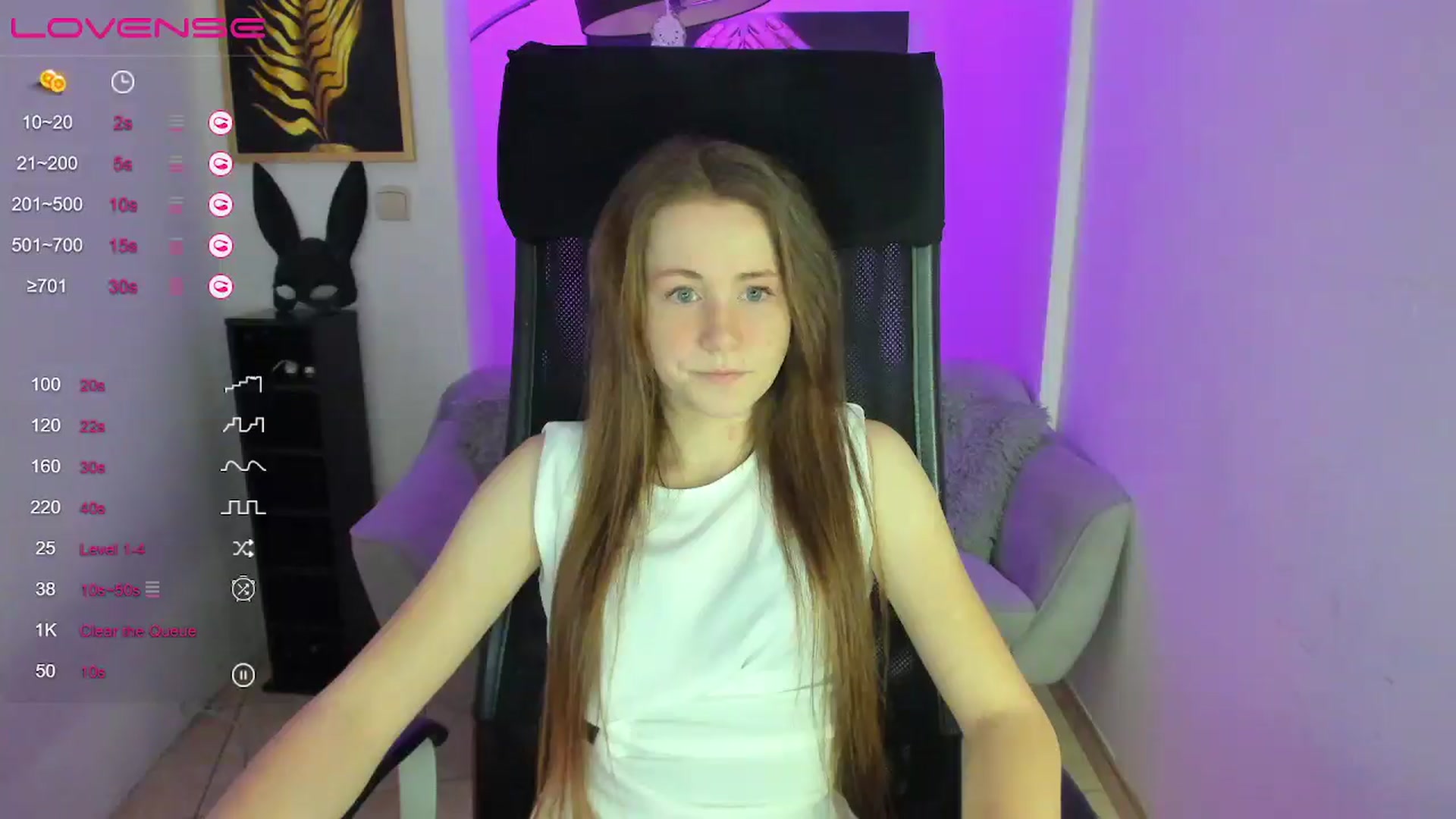 Gallery image thumbnail from Moonshinee's myfreecams stream on, 01/10/2025, 13:50 image 9 of 20