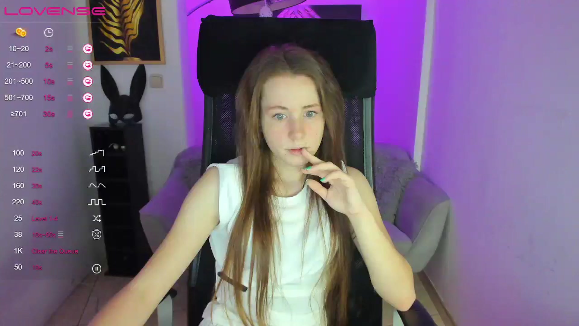 Gallery image thumbnail from Moonshinee's myfreecams stream on, 01/10/2025, 13:50 image 20 of 20