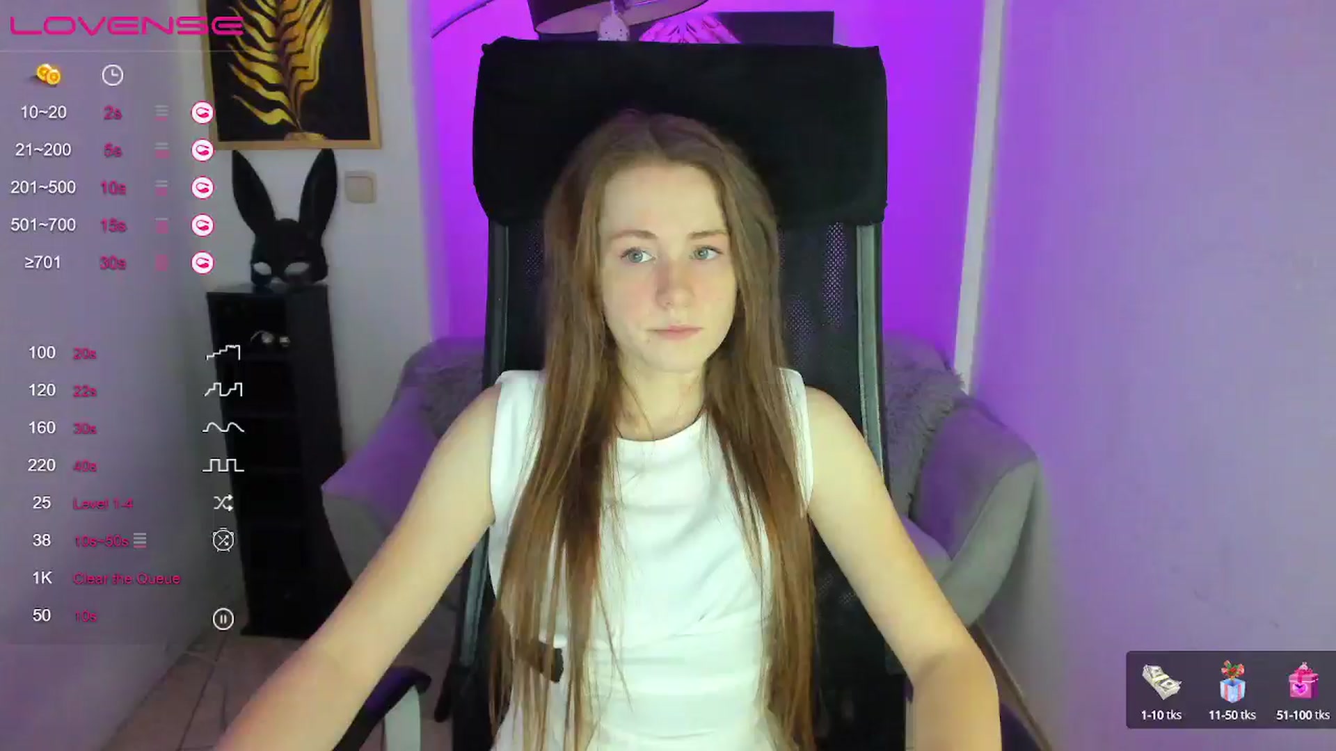 Gallery image thumbnail from Moonshinee's myfreecams stream on, 01/10/2025, 13:50 image 1 of 20
