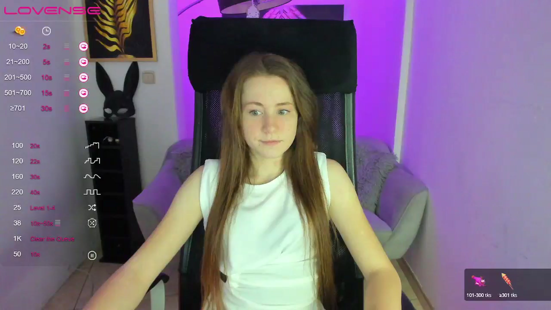 Gallery image thumbnail from Moonshinee's myfreecams stream on, 01/10/2025, 13:50 image 8 of 20