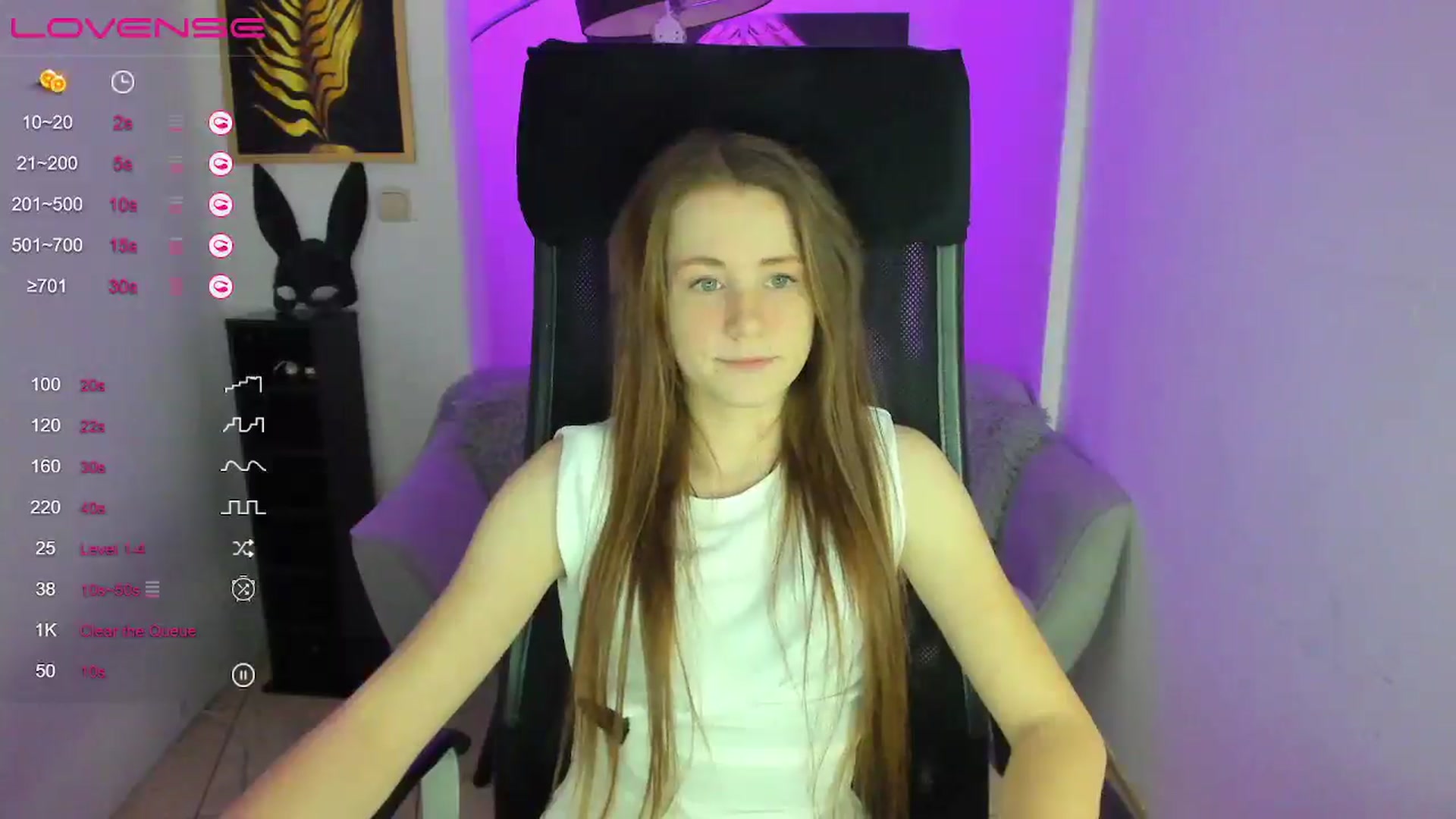 Gallery image thumbnail from Moonshinee's myfreecams stream on, 01/10/2025, 13:50 image 3 of 20
