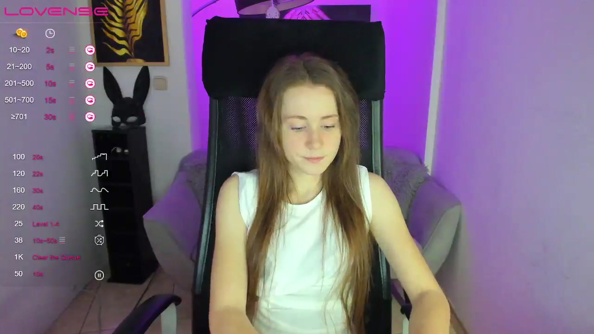 Gallery image thumbnail from Moonshinee's myfreecams stream on, 01/10/2025, 13:50 image 17 of 20