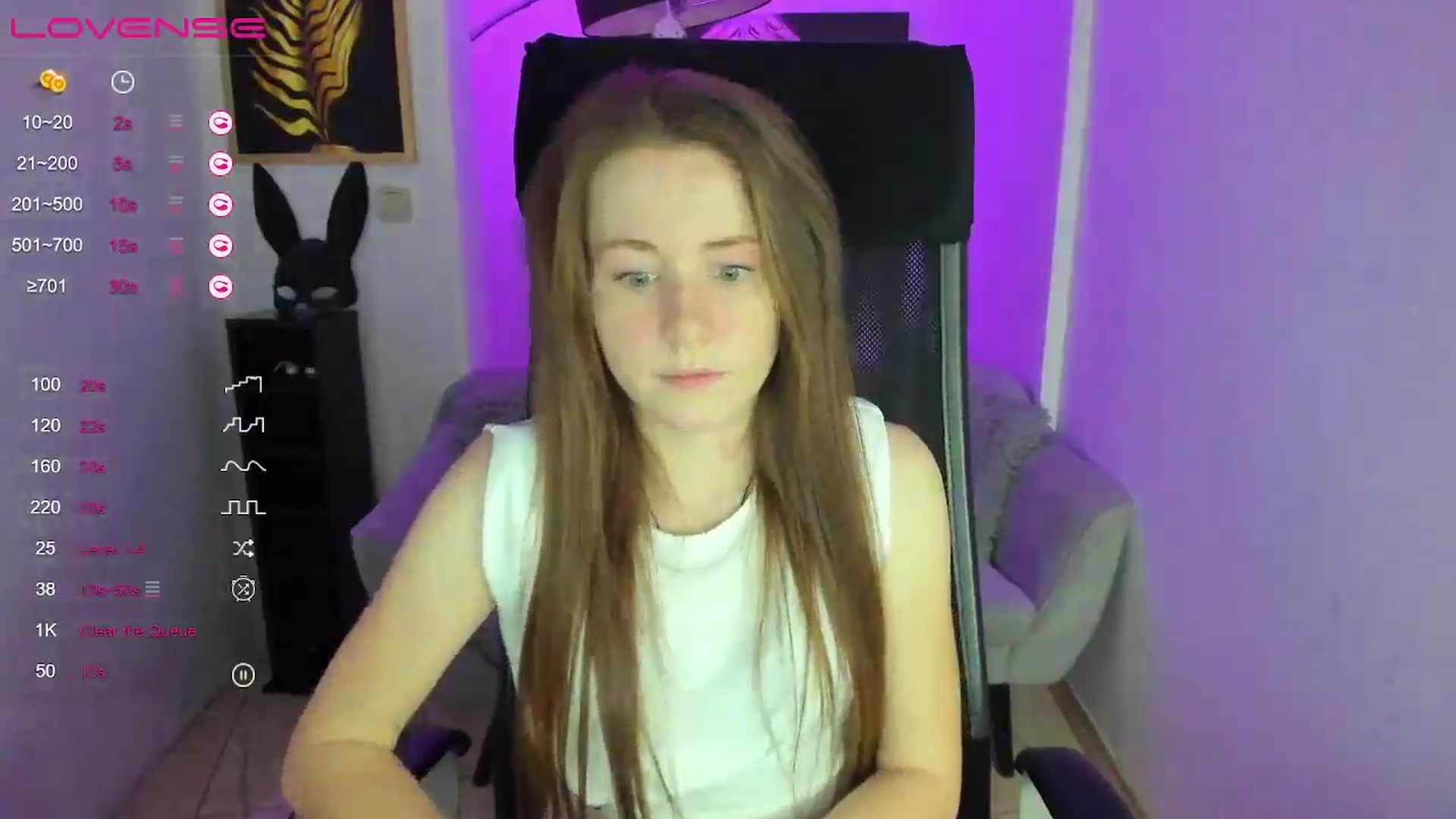 Gallery image thumbnail from Moonshinee's myfreecams stream on, 01/10/2025, 13:50 image 4 of 20