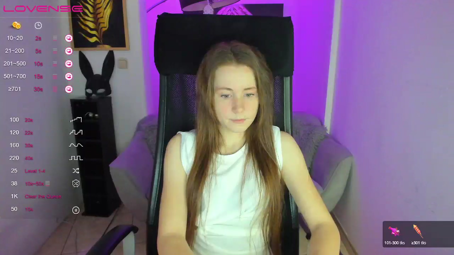 Gallery image thumbnail from Moonshinee's myfreecams stream on, 01/10/2025, 13:50 image 18 of 20