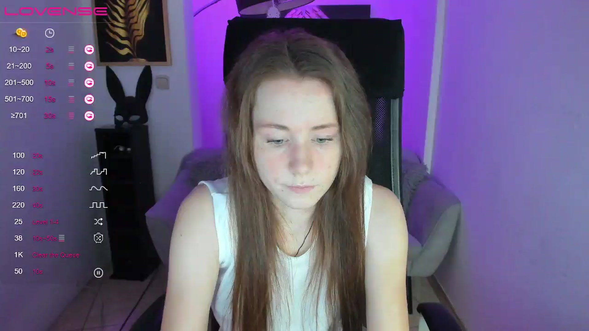 Gallery image thumbnail from Moonshinee's myfreecams stream on, 01/10/2025, 14:36 image 8 of 20