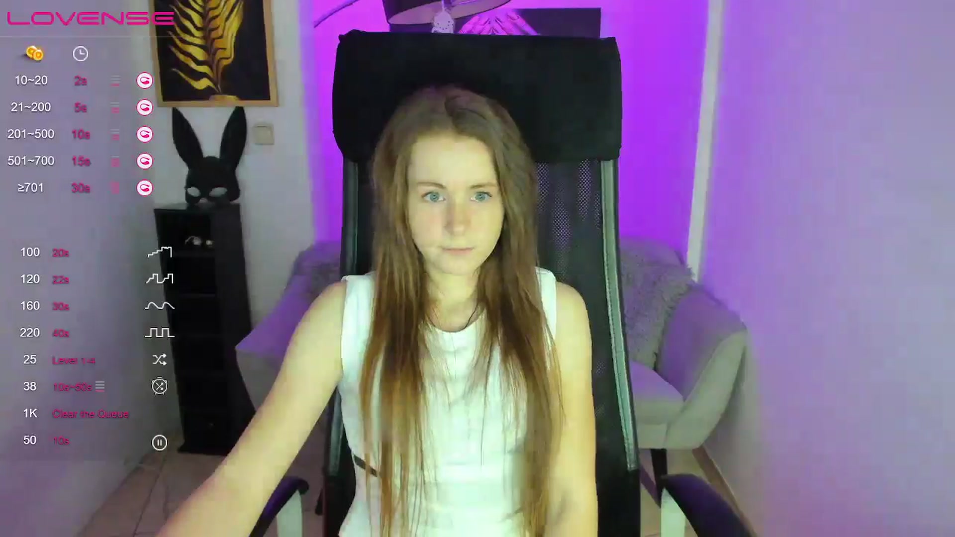 Gallery image thumbnail from Moonshinee's myfreecams stream on, 01/10/2025, 14:36 image 18 of 20