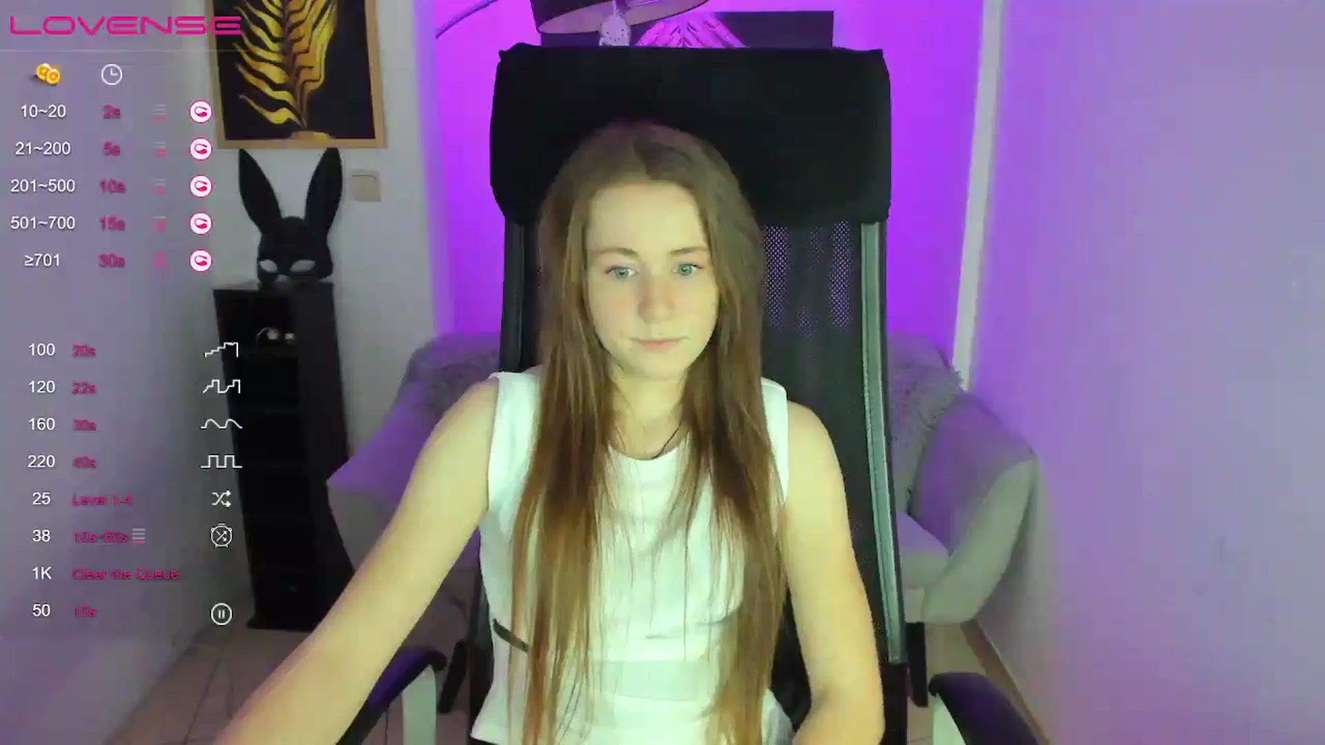 Gallery image thumbnail from Moonshinee's myfreecams stream on, 01/10/2025, 14:36 image 13 of 20