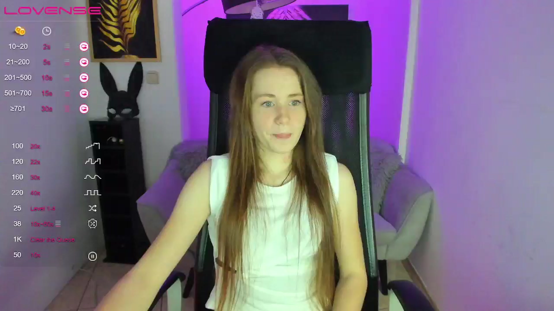 Gallery image thumbnail from Moonshinee's myfreecams stream on, 01/10/2025, 14:36 image 1 of 20