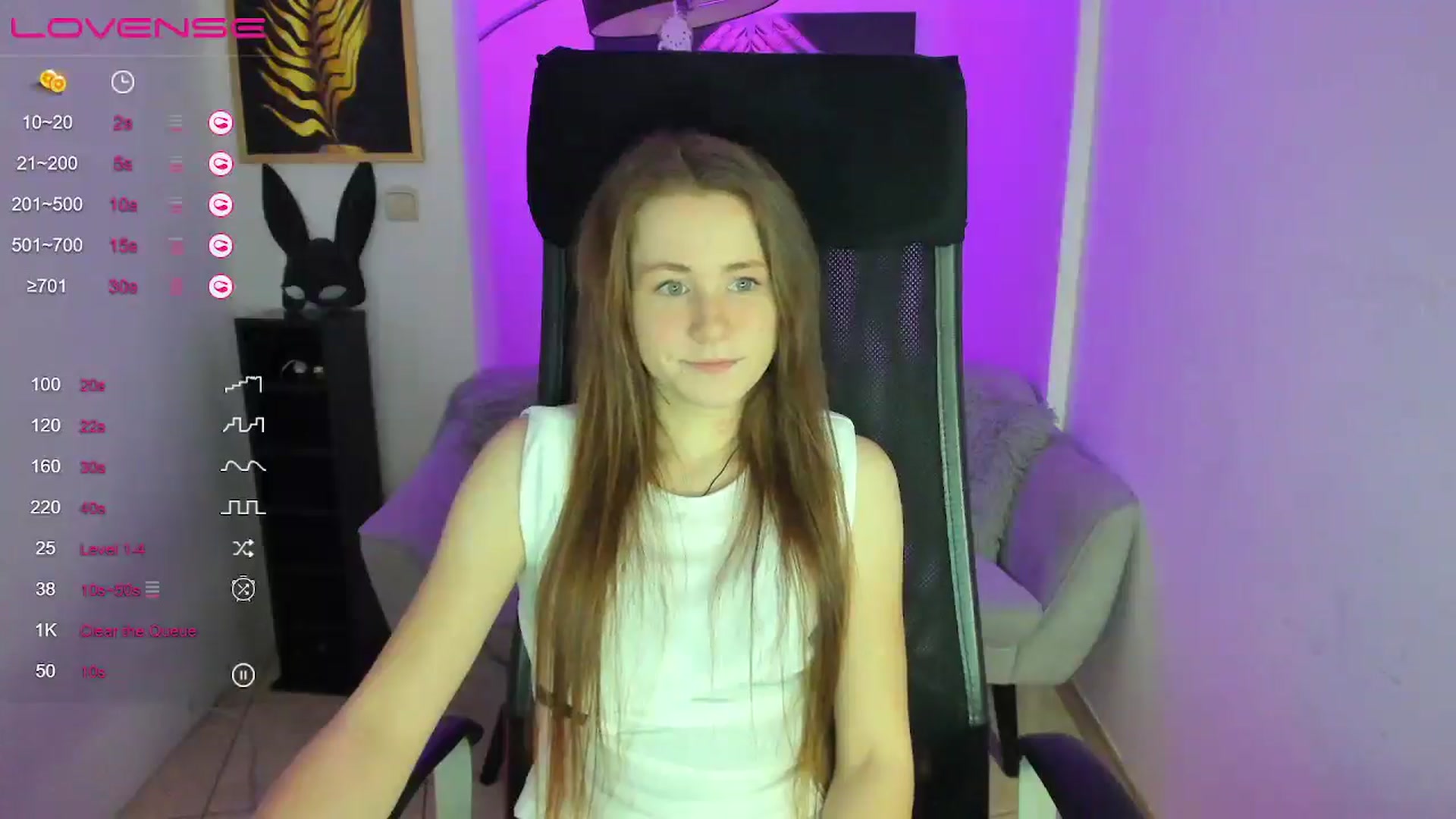 Gallery image thumbnail from Moonshinee's myfreecams stream on, 01/10/2025, 14:36 image 6 of 20
