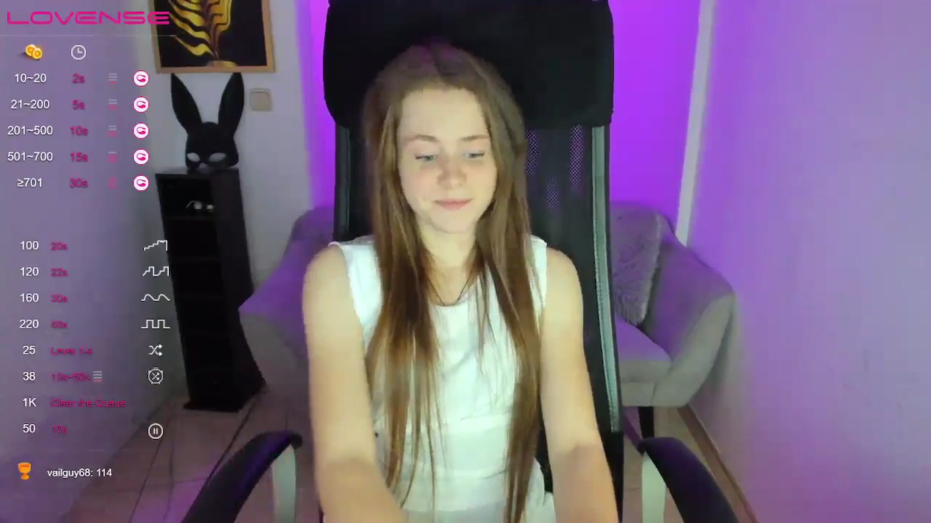 Gallery image thumbnail from Moonshinee's myfreecams stream on, 01/10/2025, 16:09 image 14 of 20