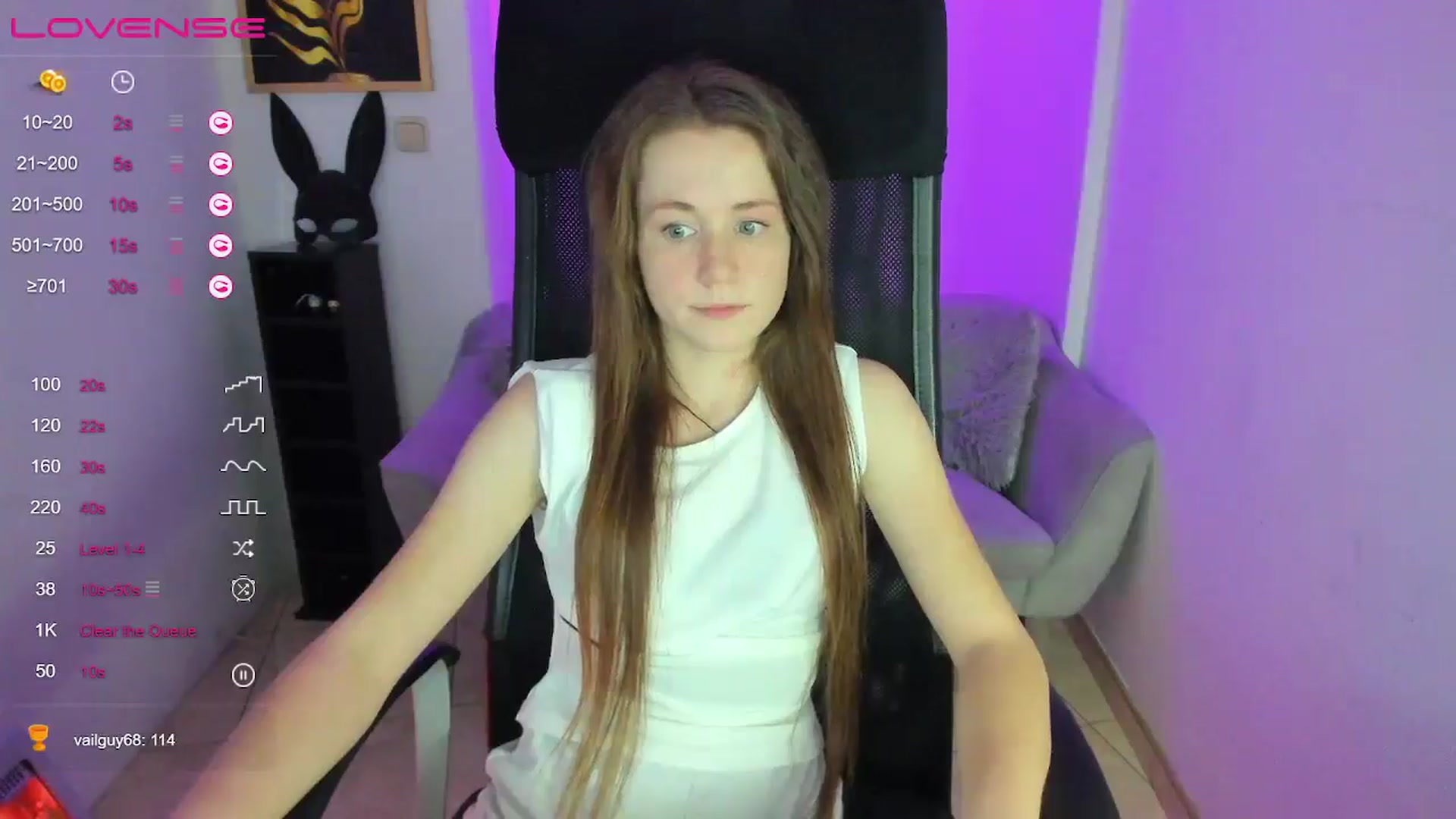Gallery image thumbnail from Moonshinee's myfreecams stream on, 01/10/2025, 18:33 image 13 of 20