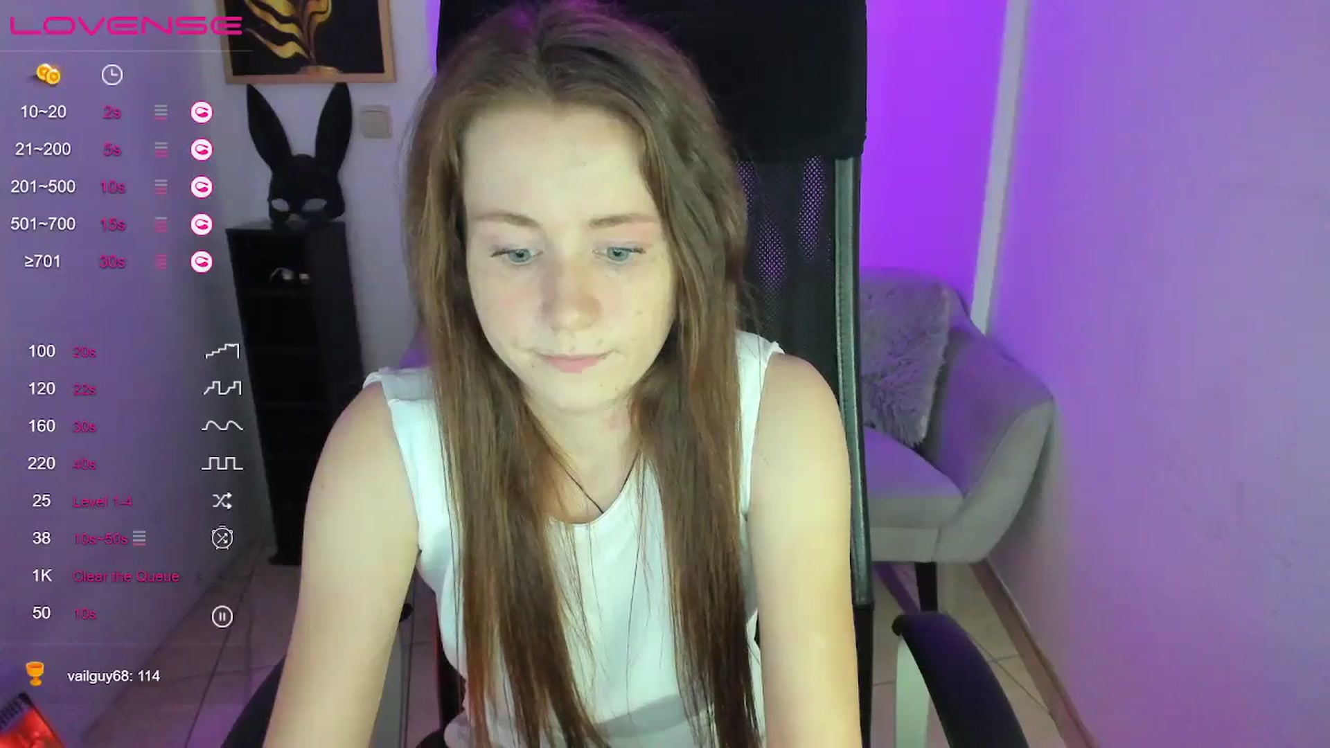 Gallery image thumbnail from Moonshinee's myfreecams stream on, 01/10/2025, 18:33 image 4 of 20