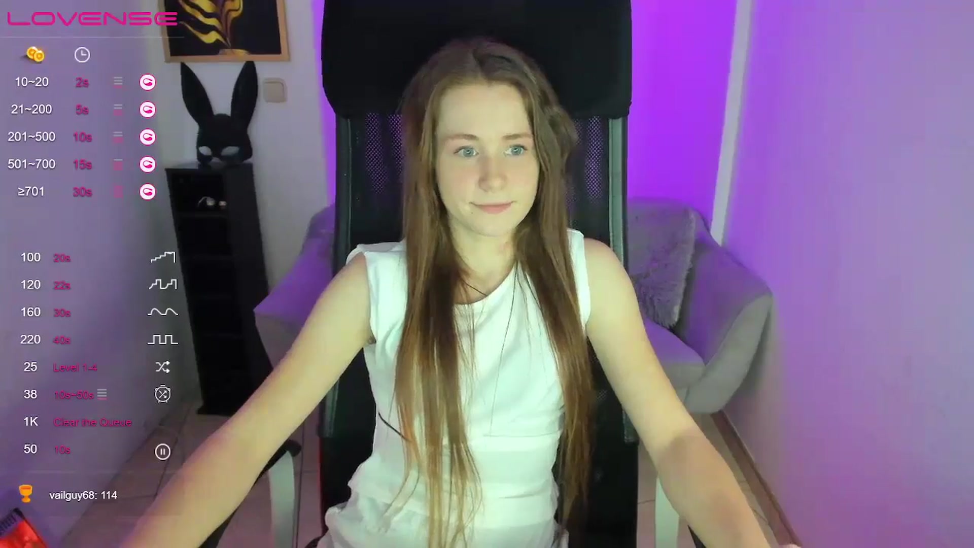 Gallery image thumbnail from Moonshinee's myfreecams stream on, 01/10/2025, 18:33 image 10 of 20