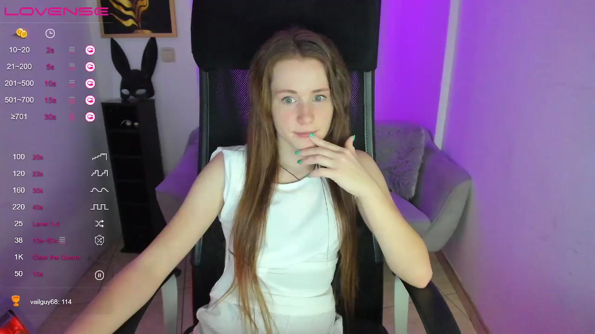 Gallery image thumbnail from Moonshinee's myfreecams stream on, 01/10/2025, 18:33 image 15 of 20