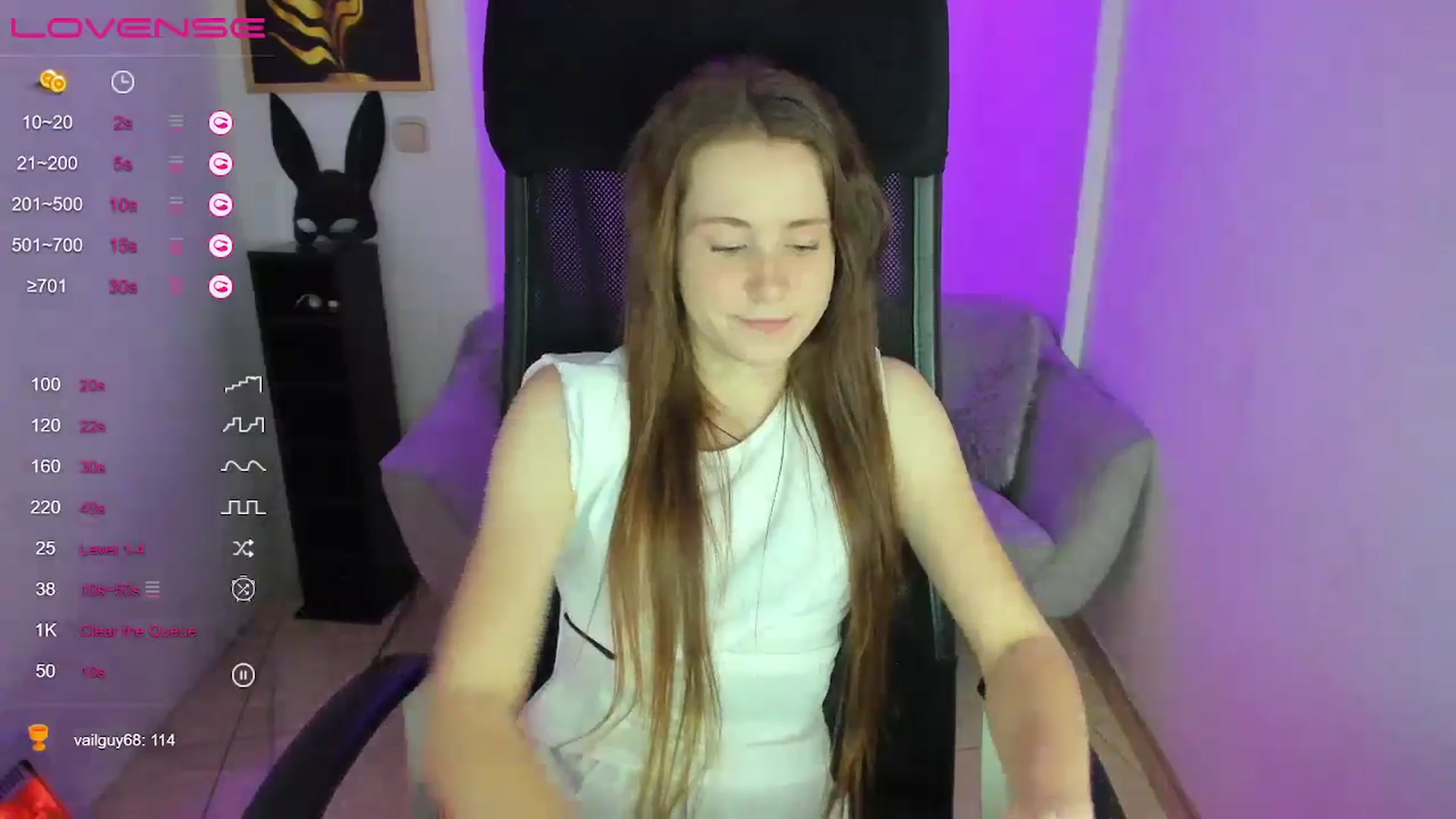 Gallery image thumbnail from Moonshinee's myfreecams stream on, 01/10/2025, 18:33 image 9 of 20